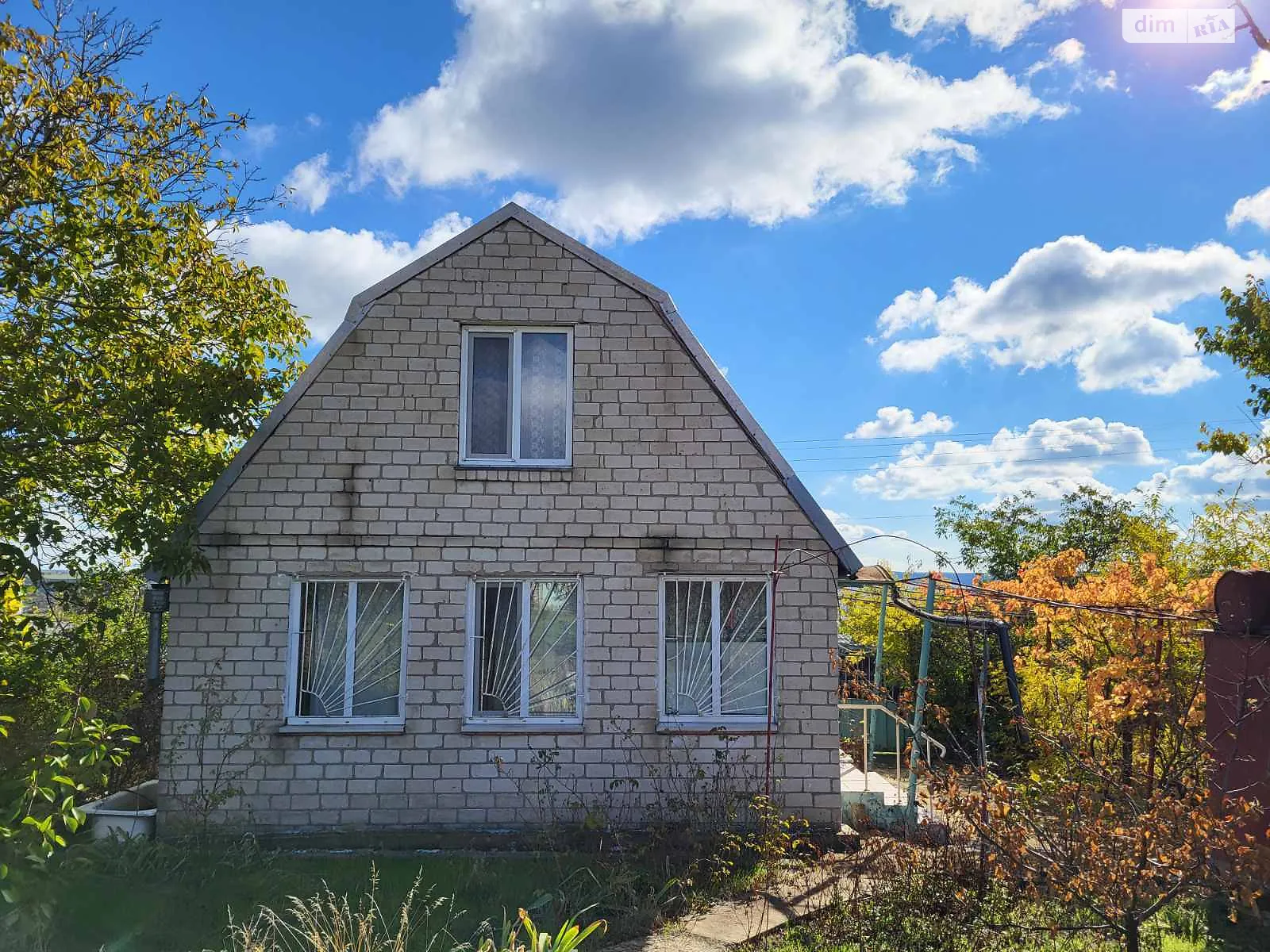 Продается дом на 2 этажа 80 кв. м с бассейном, цена: 9500 $ - фото 1