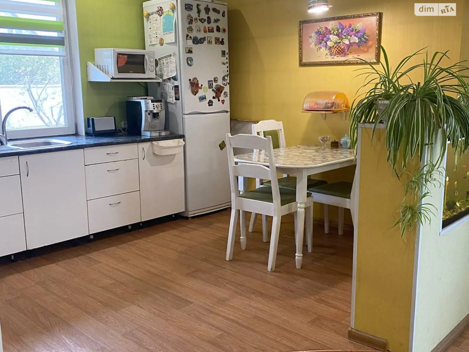 Продается дом на 2 этажа 160.9 кв. м с садом, цена: 74000 $ - фото 1