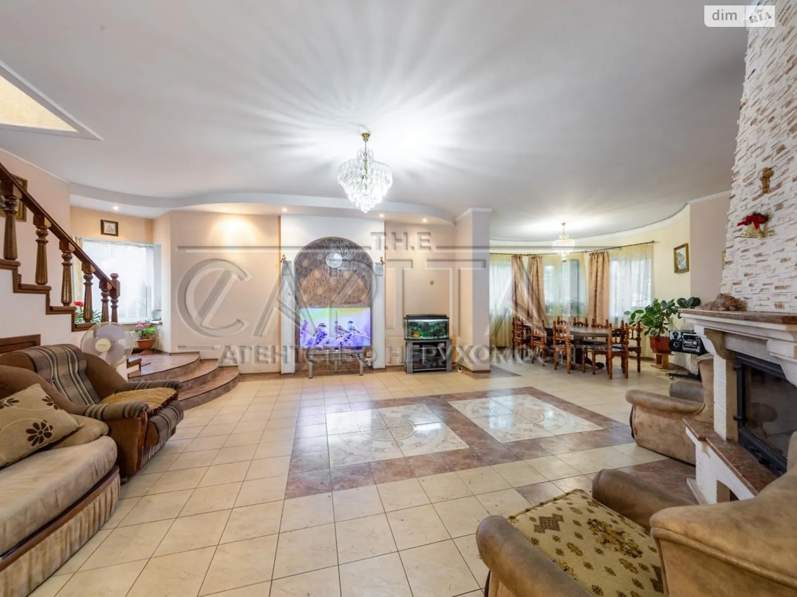 Продается дом на 2 этажа 248 кв. м с гаражом, цена: 275000 $ - фото 1