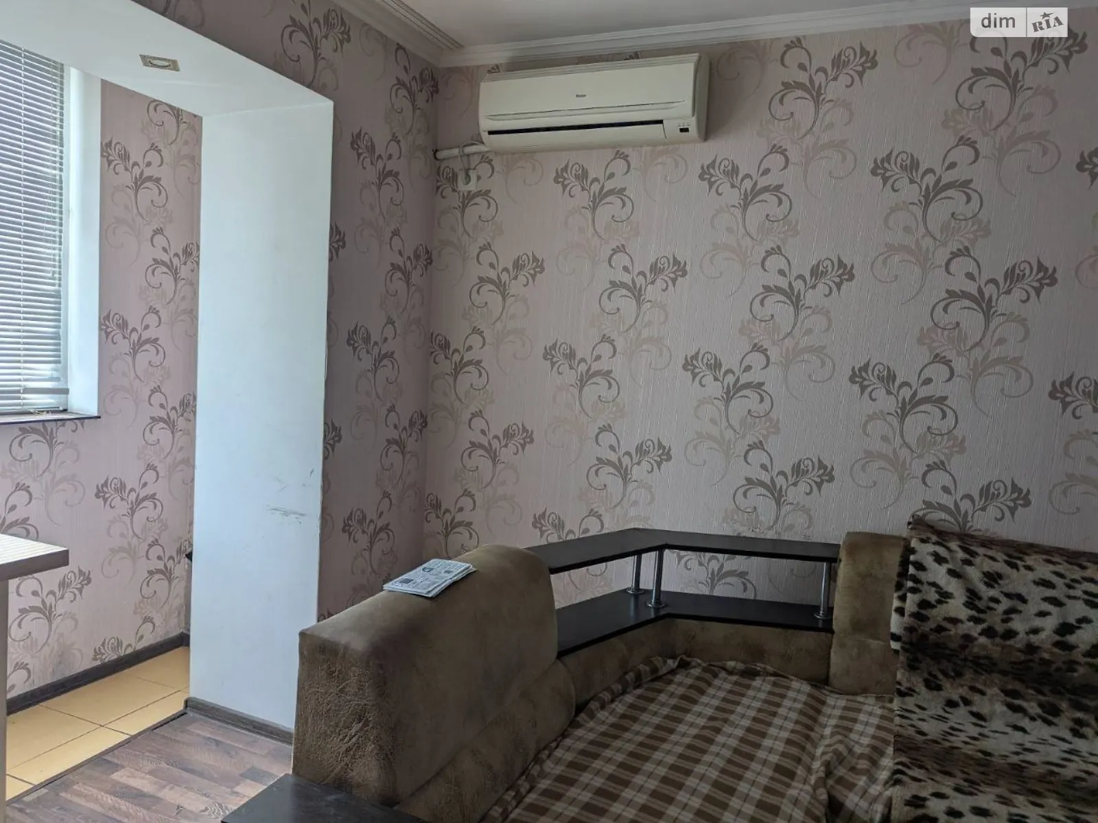 Продається 2-кімнатна квартира 43.8 кв. м у Кам'янському, вул. Миру - фото 1