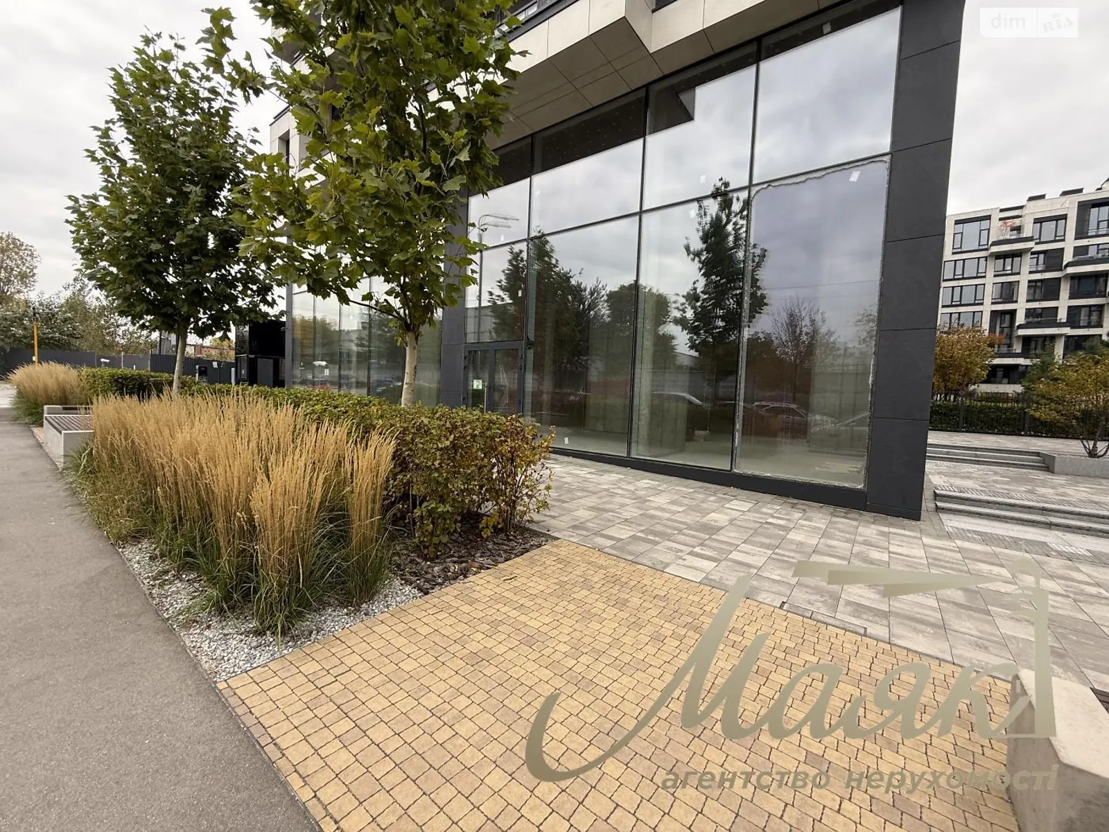 Продается помещения свободного назначения 243.3 кв. м в 22-этажном здании, цена: 1216500 $ - фото 1