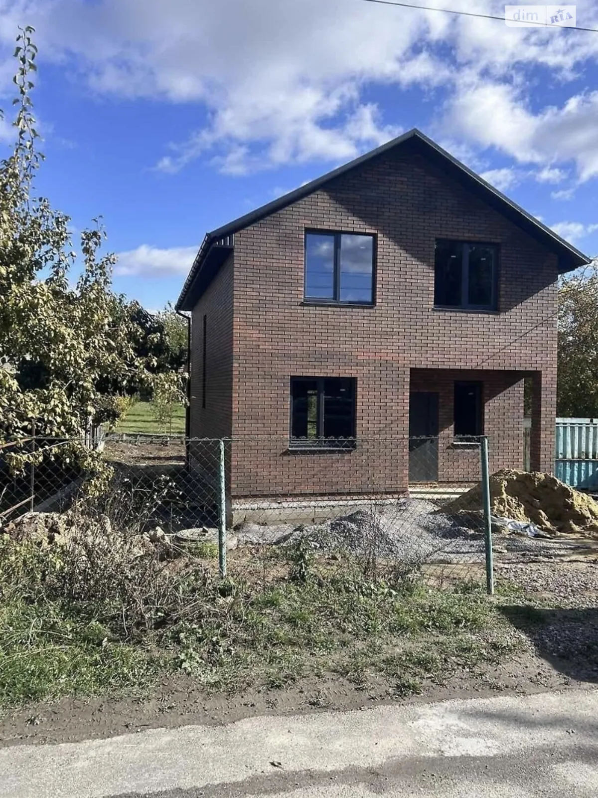 Продается дом на 2 этажа 120 кв. м с баней/сауной, цена: 83000 $ - фото 1