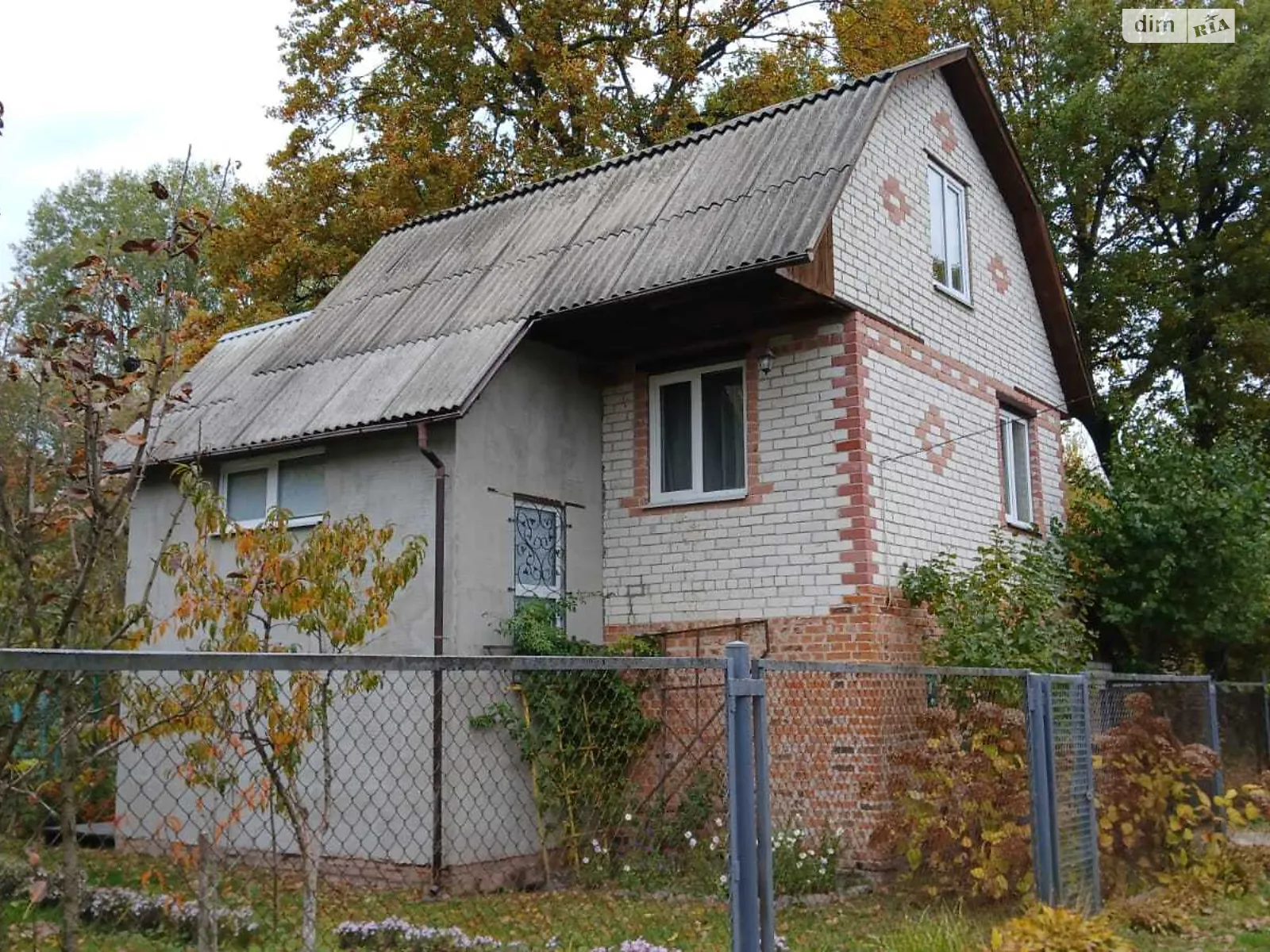 Продается дом на 3 этажа 95 кв. м с мебелью, цена: 26500 $ - фото 1