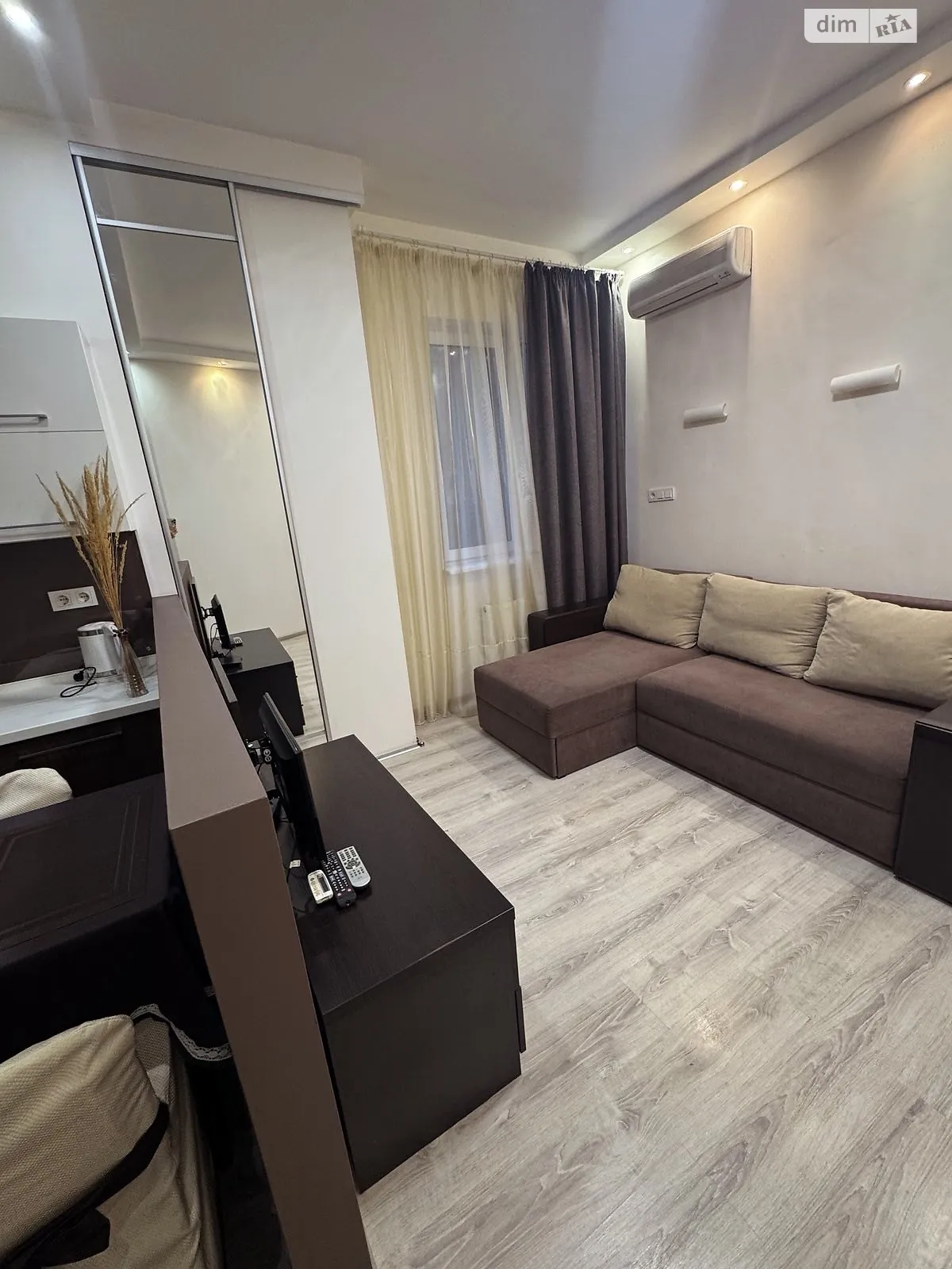 Продается 1-комнатная квартира 35 кв. м в Киеве, ул. Степана Руданского, 3А - фото 1