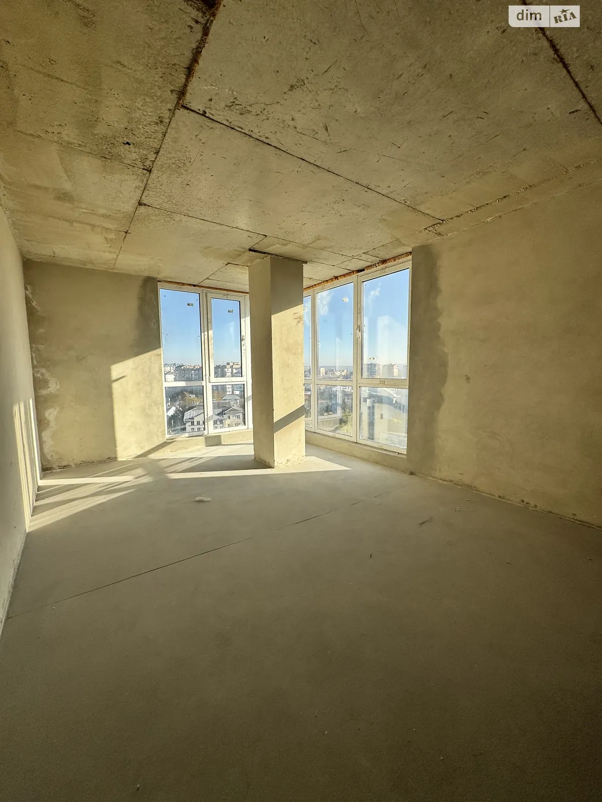 Продается 2-комнатная квартира 61.8 кв. м в Ивано-Франковске, ул. Независимости (Горького), 148А - фото 1