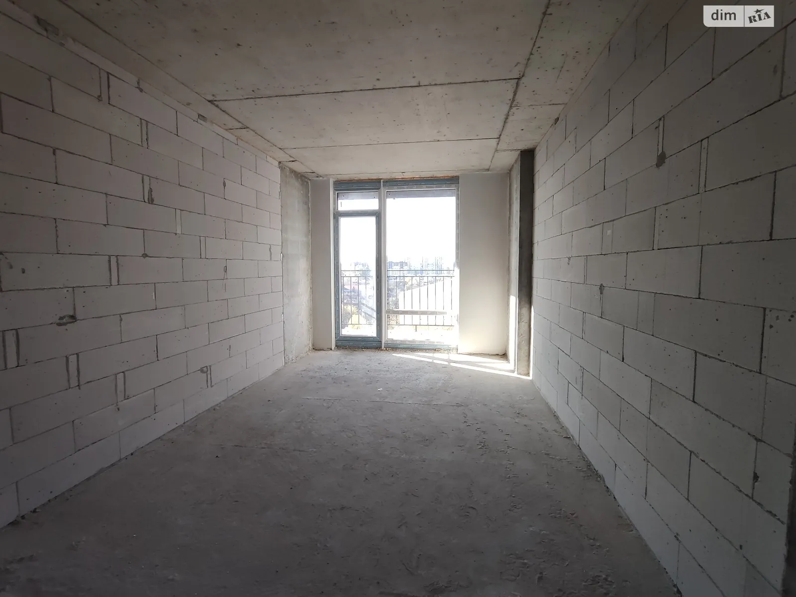 Продается 2-комнатная квартира 68 кв. м в Ивано-Франковске, ул. Флотская, 10Б - фото 1