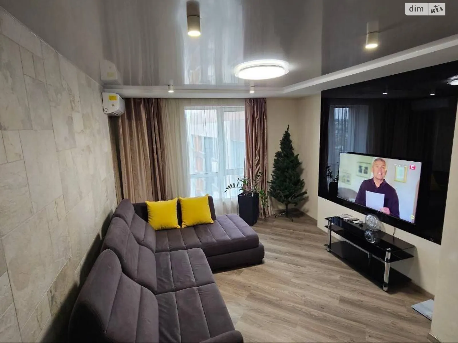 Сдается в аренду 3-комнатная квартира 91 кв. м в Днепре, ул. Левка Лукьяненко, 24 - фото 1