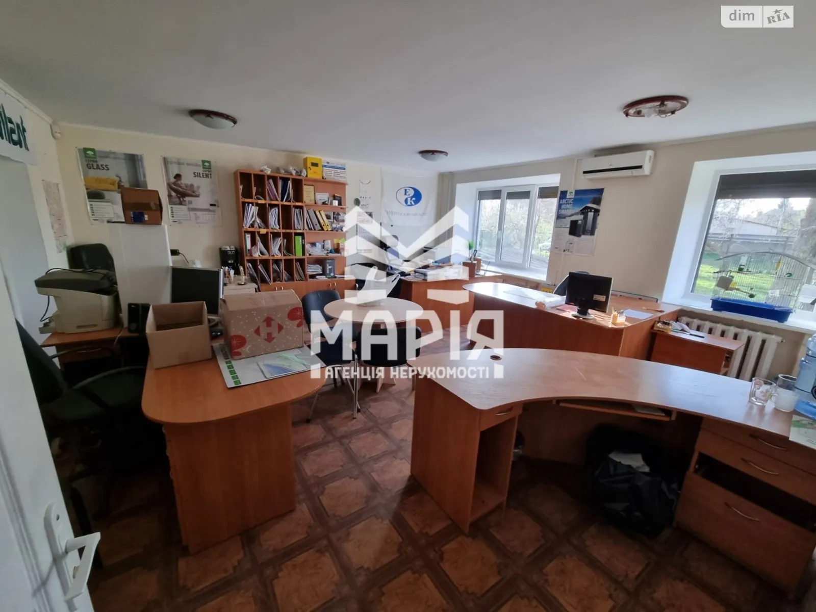 Продается офис 57.2 кв. м в бизнес-центре, цена: 50000 $ - фото 1