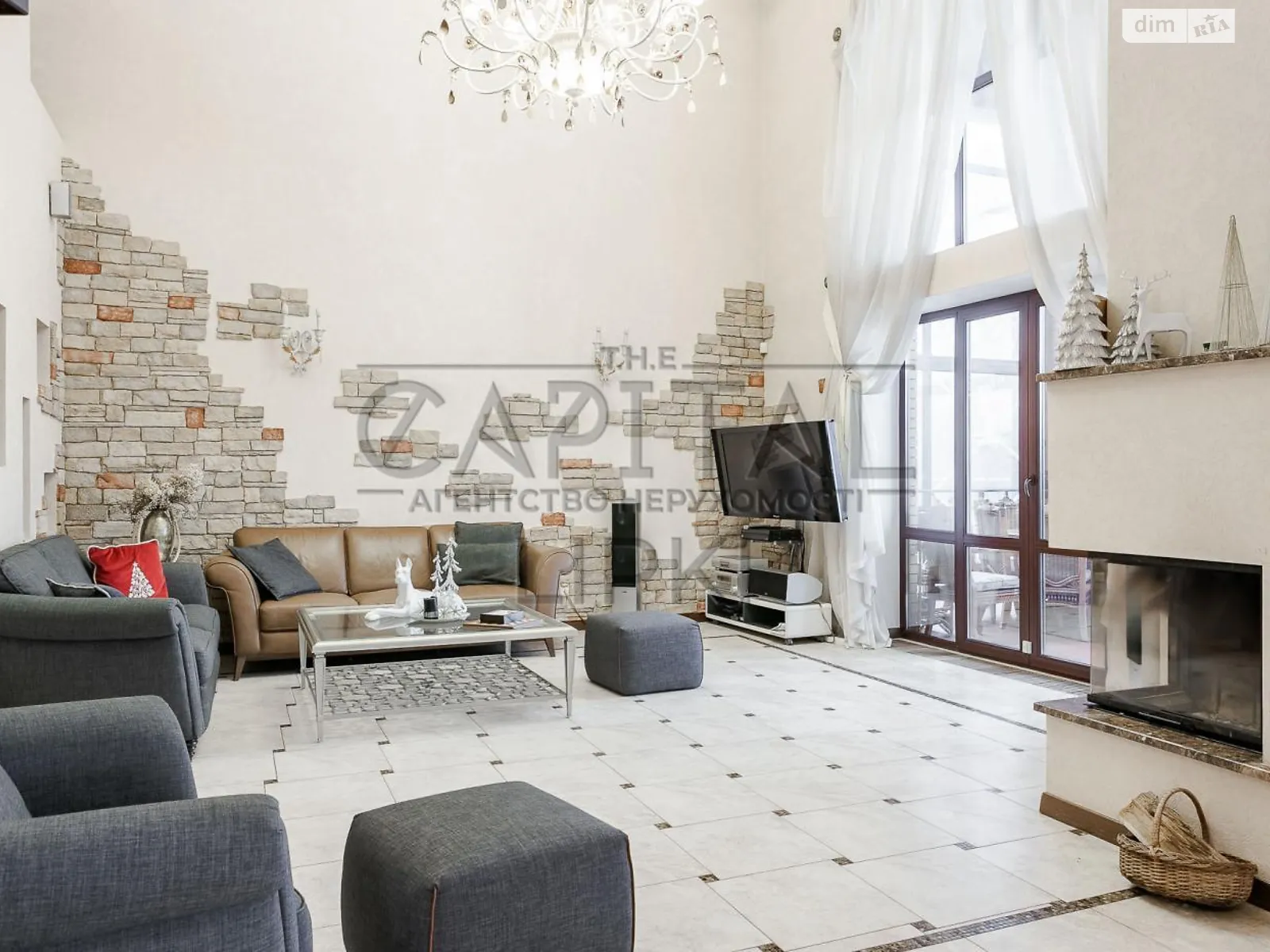 Сдается в аренду дом на 2 этажа 200 кв. м с баней/сауной, цена: 2300 $ - фото 1