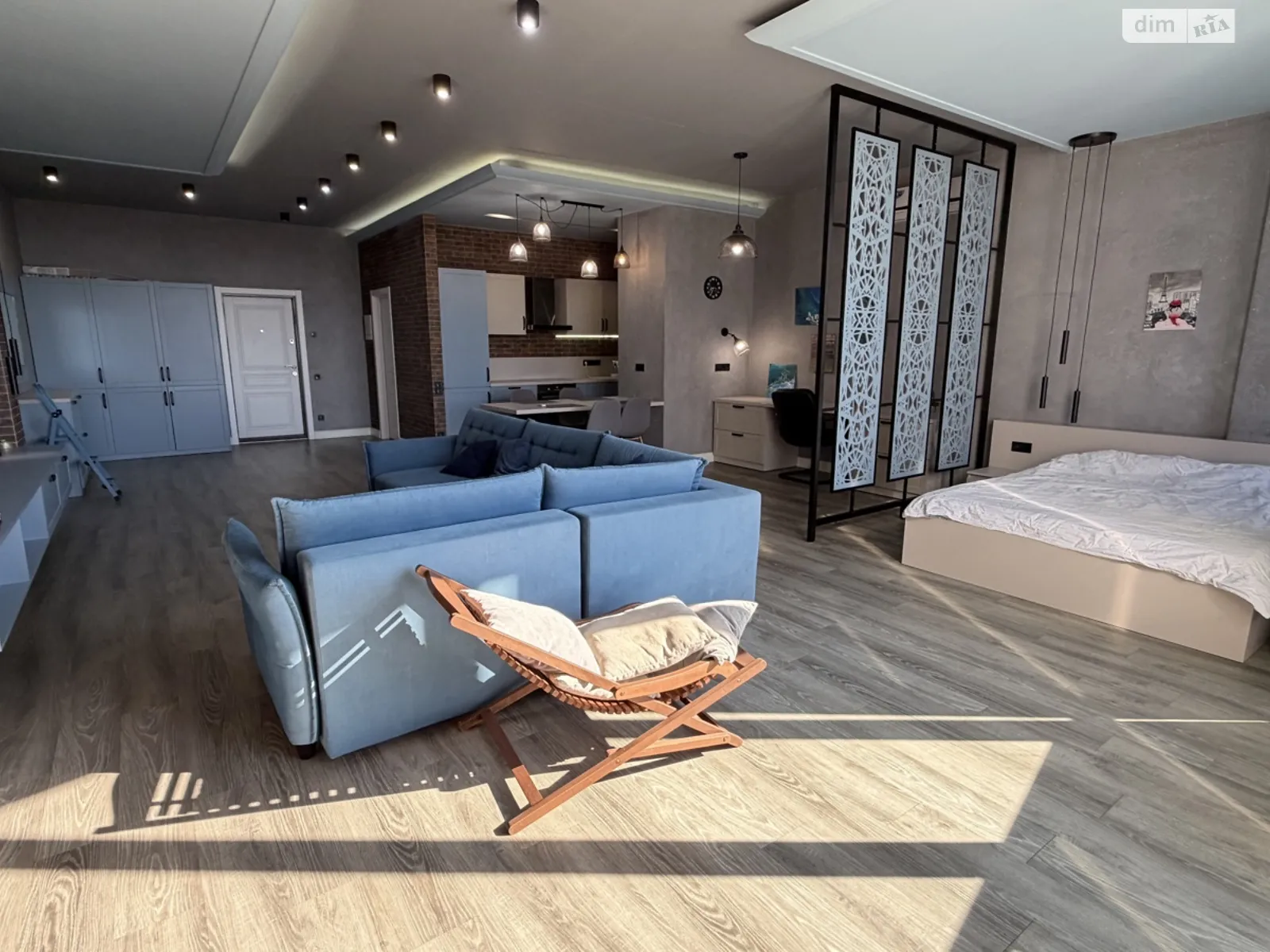 Сдается в аренду 1-комнатная квартира 75 кв. м в Одессе, плато Аркадийское(Гагаринское), 5/2 - фото 1