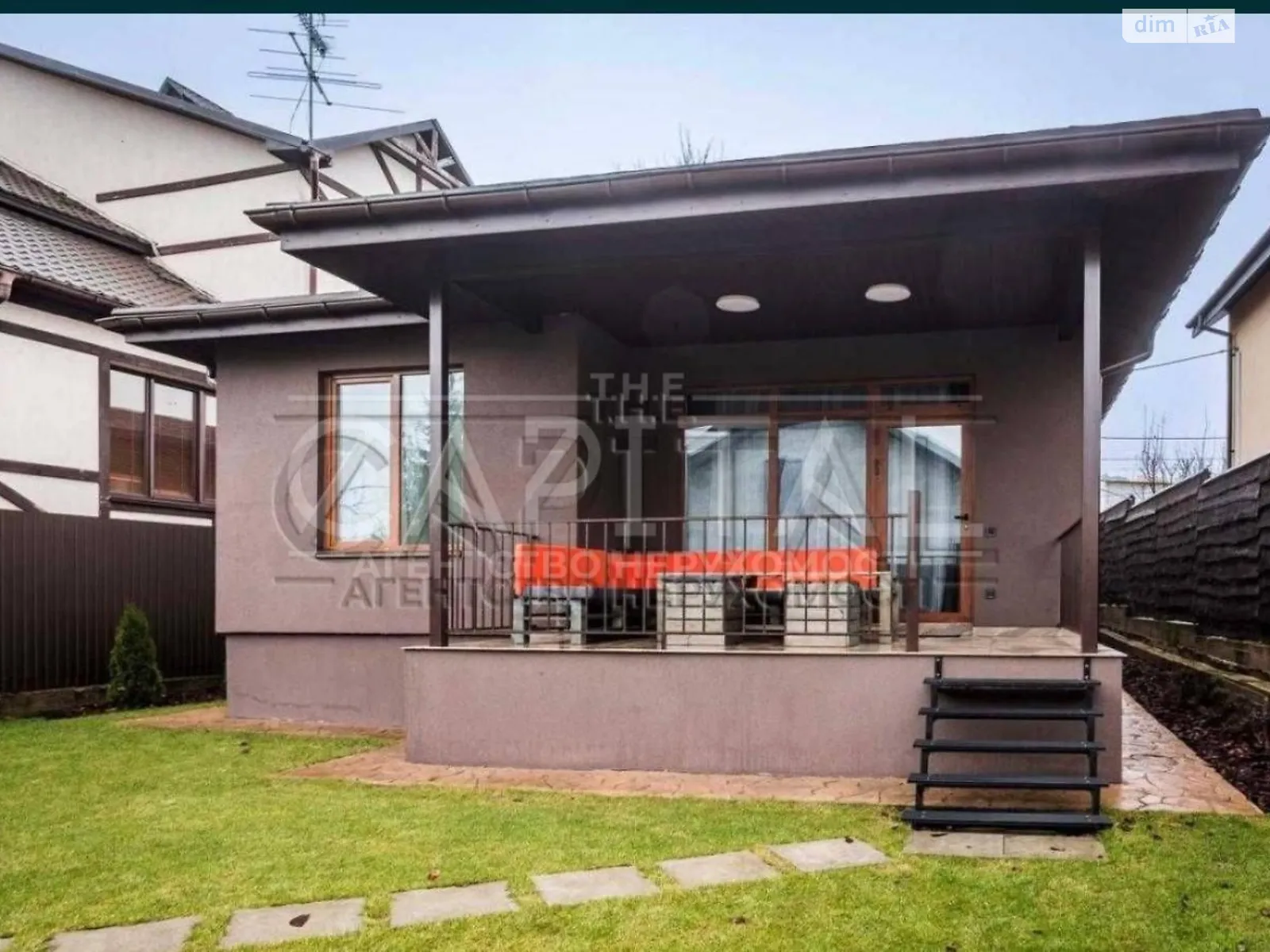 Сдается в аренду дом на 2 этажа 150 кв. м с участком, цена: 2300 $ - фото 1