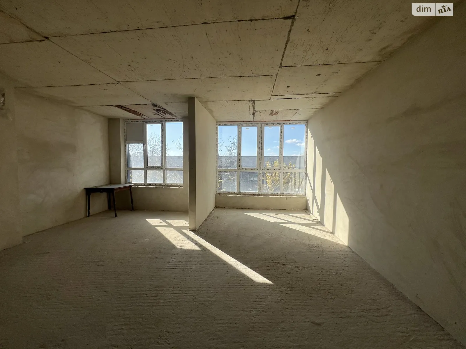 Продается 1-комнатная квартира 40 кв. м в Ивано-Франковске, ул. Вячеслава Черновола, 155 - фото 1