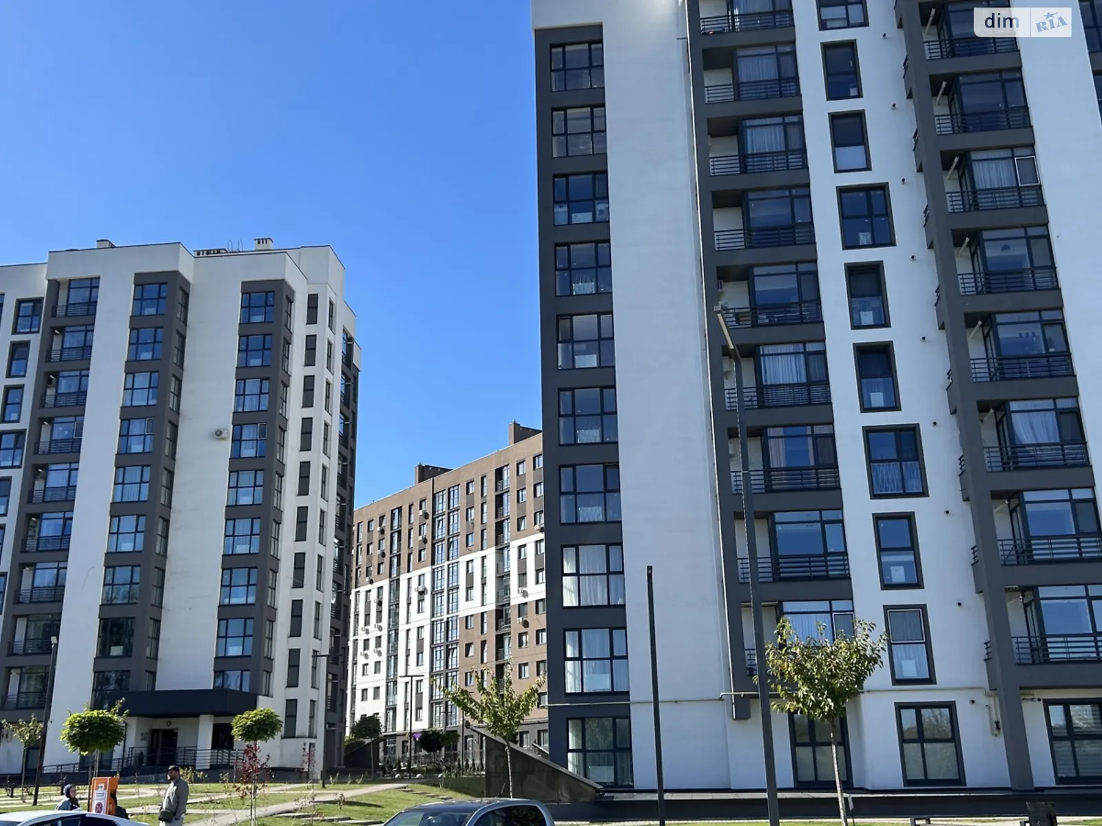 1-комнатная квартира 58.2 кв. м в Луцке, ул. Спутника, 12А - фото 1