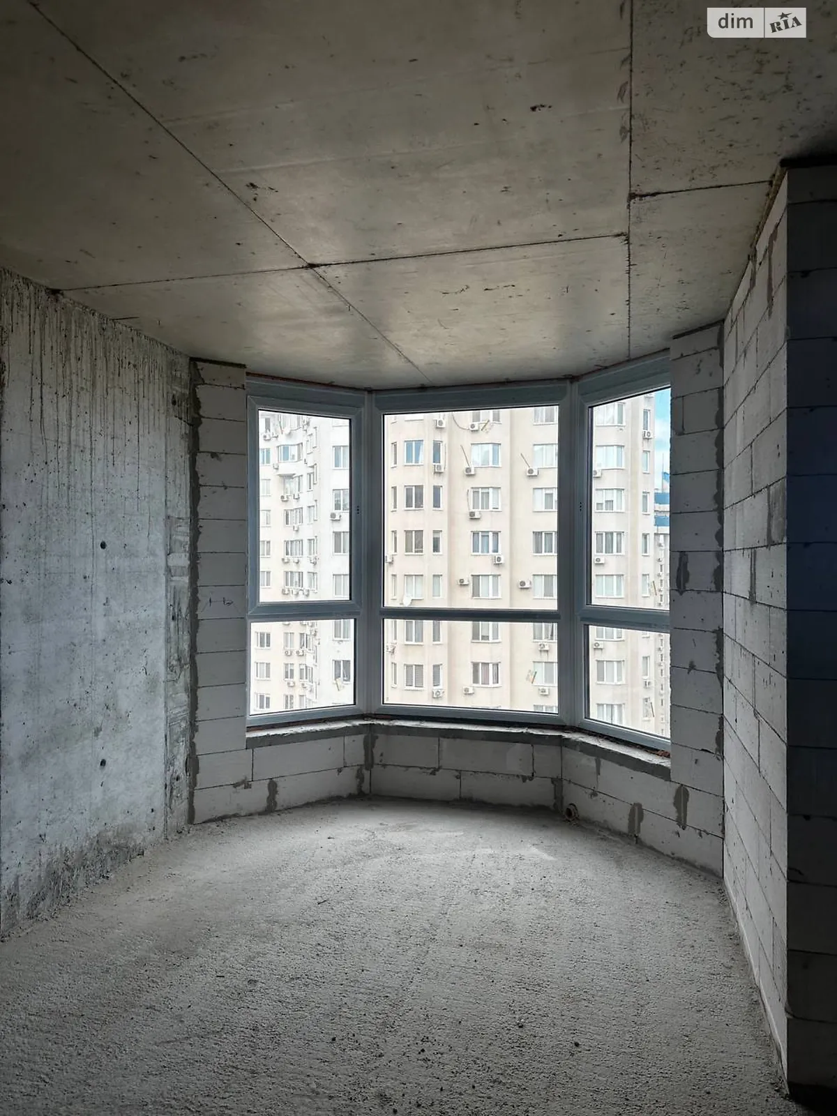 Продается 1-комнатная квартира 49.39 кв. м в Одессе, пер. Среднефонтанский, 1А - фото 1