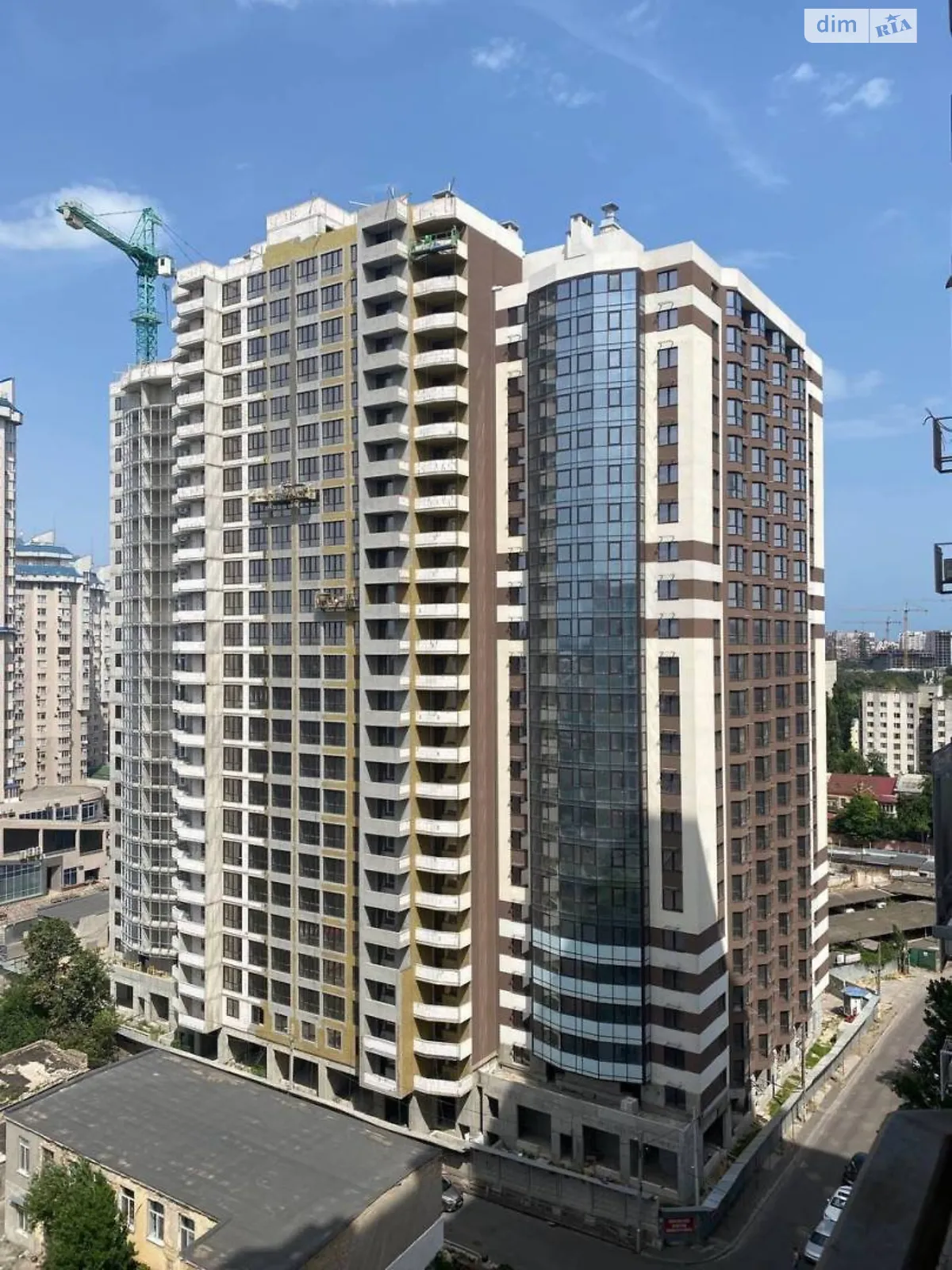 Продается 1-комнатная квартира 51.1 кв. м в Одессе, пер. Среднефонтанский, 1А - фото 1