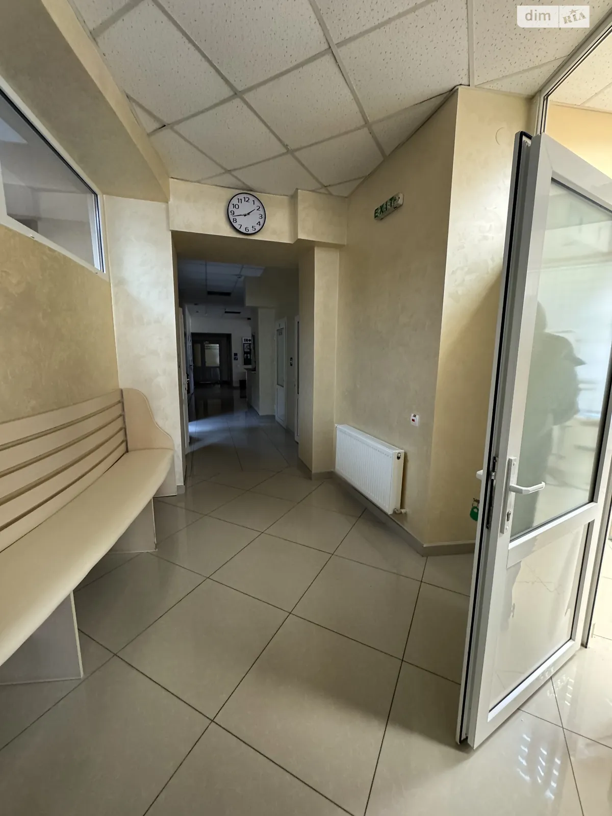 Сдается в аренду объект сферы услуг 23 кв. м в 10-этажном здании, цена: 800 $ - фото 1