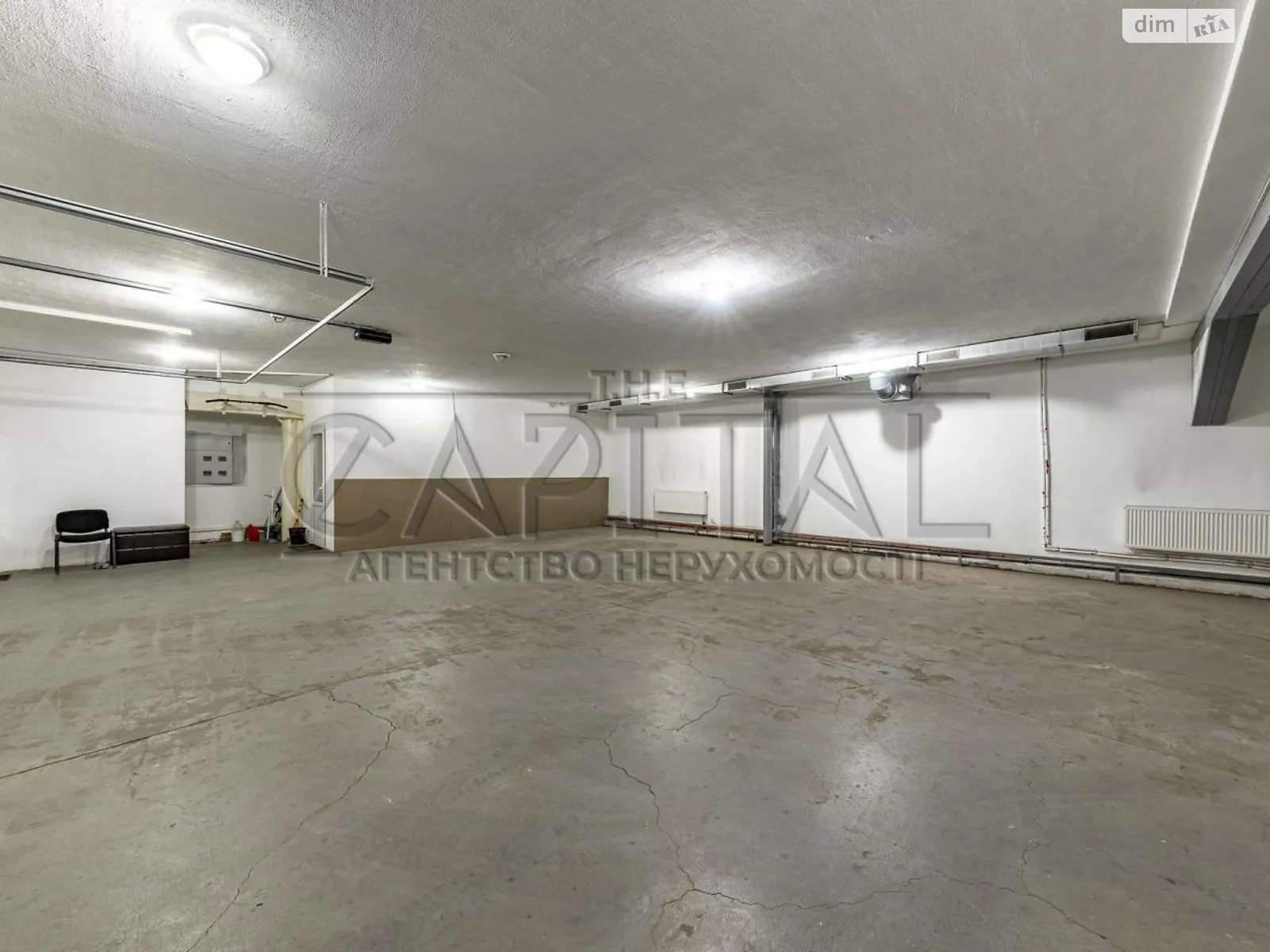 Сдается в аренду офис 487 кв. м в бизнес-центре, цена: 7000 $ - фото 1