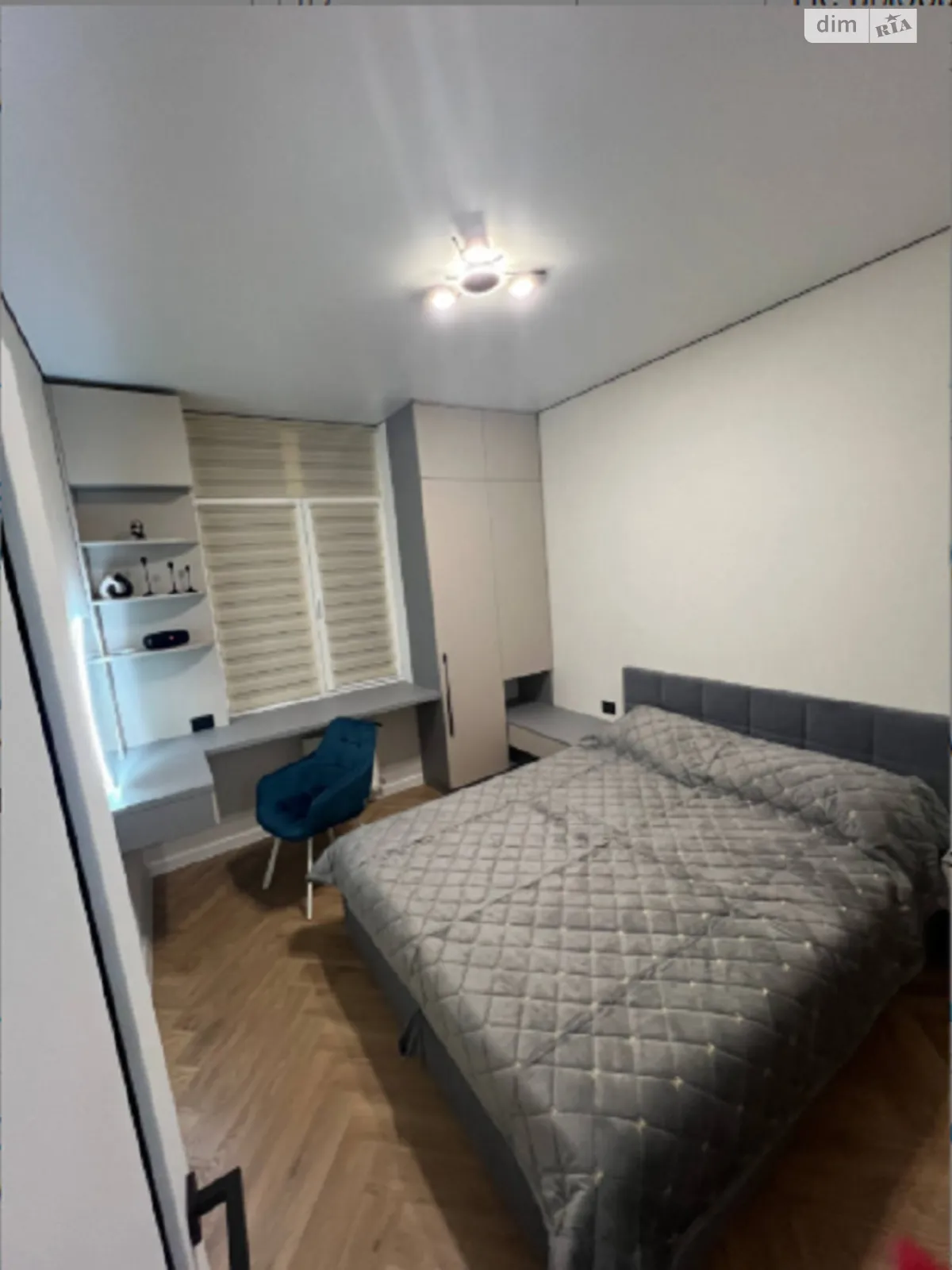 Продается 1-комнатная квартира 43 кв. м в Одессе, ул. Краснова - фото 1