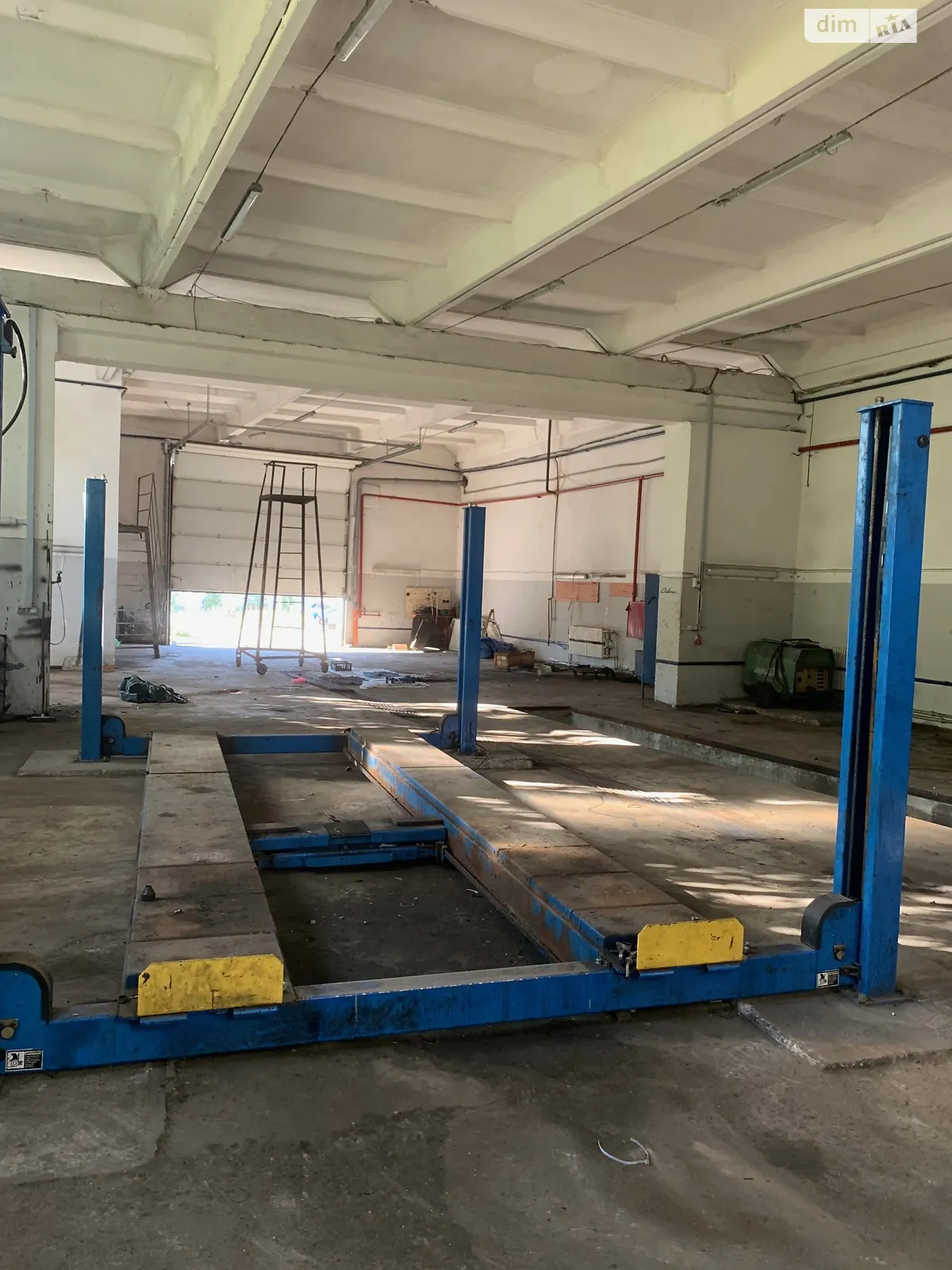 Сдается в аренду объект сферы услуг 325 кв. м в 1-этажном здании, цена: 48750 грн - фото 1