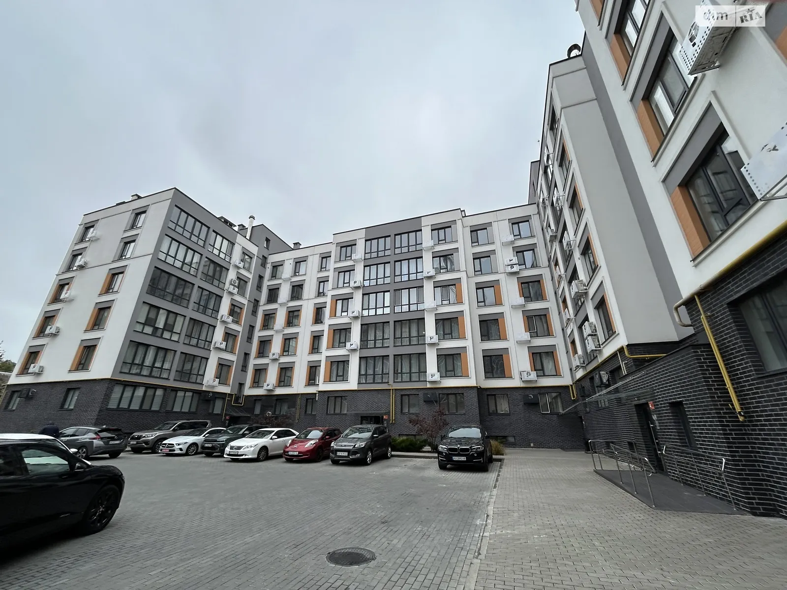 Продается 1-комнатная квартира 49.8 кв. м в Виннице, ул. Ивана Богуна - фото 1