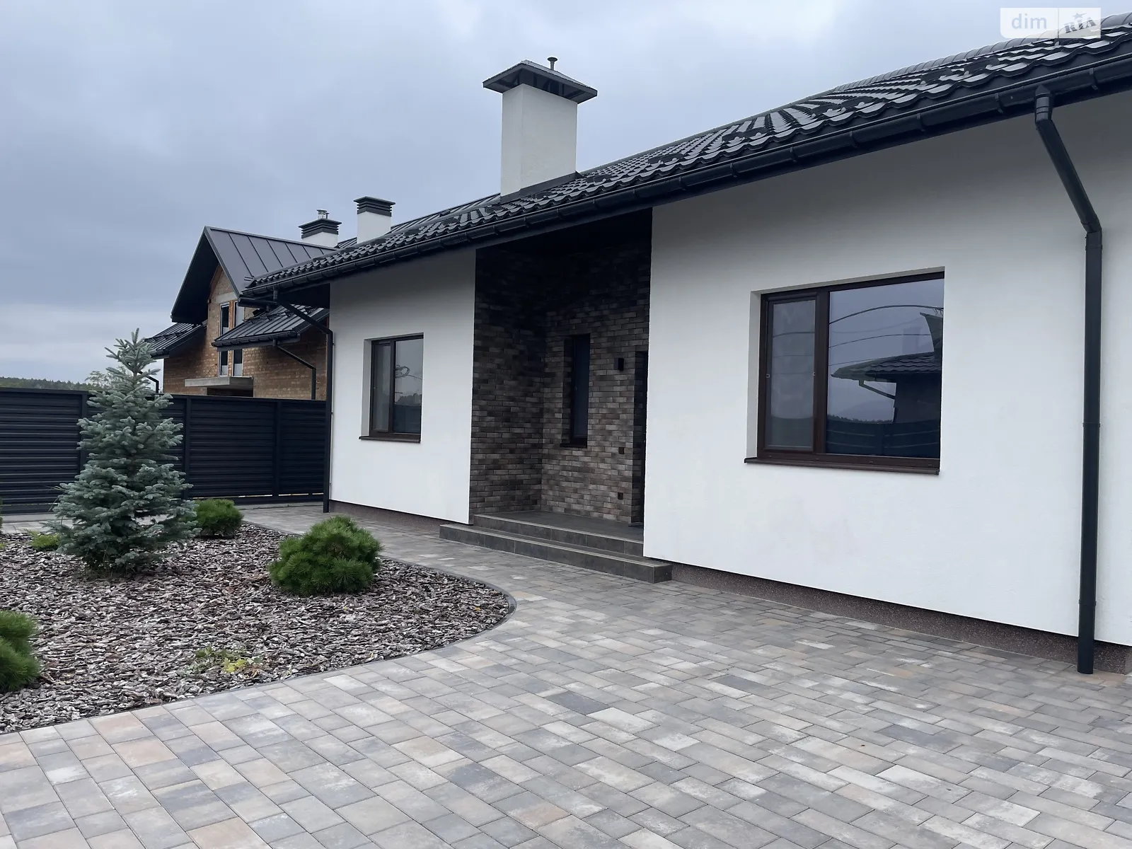 Продается одноэтажный дом 112 кв. м с балконом, цена: 220000 $ - фото 1