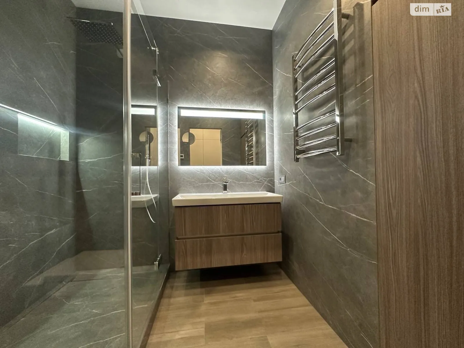 Сдается в аренду 2-комнатная квартира 50 кв. м в Днепре, ул. Короленко, 2К - фото 1