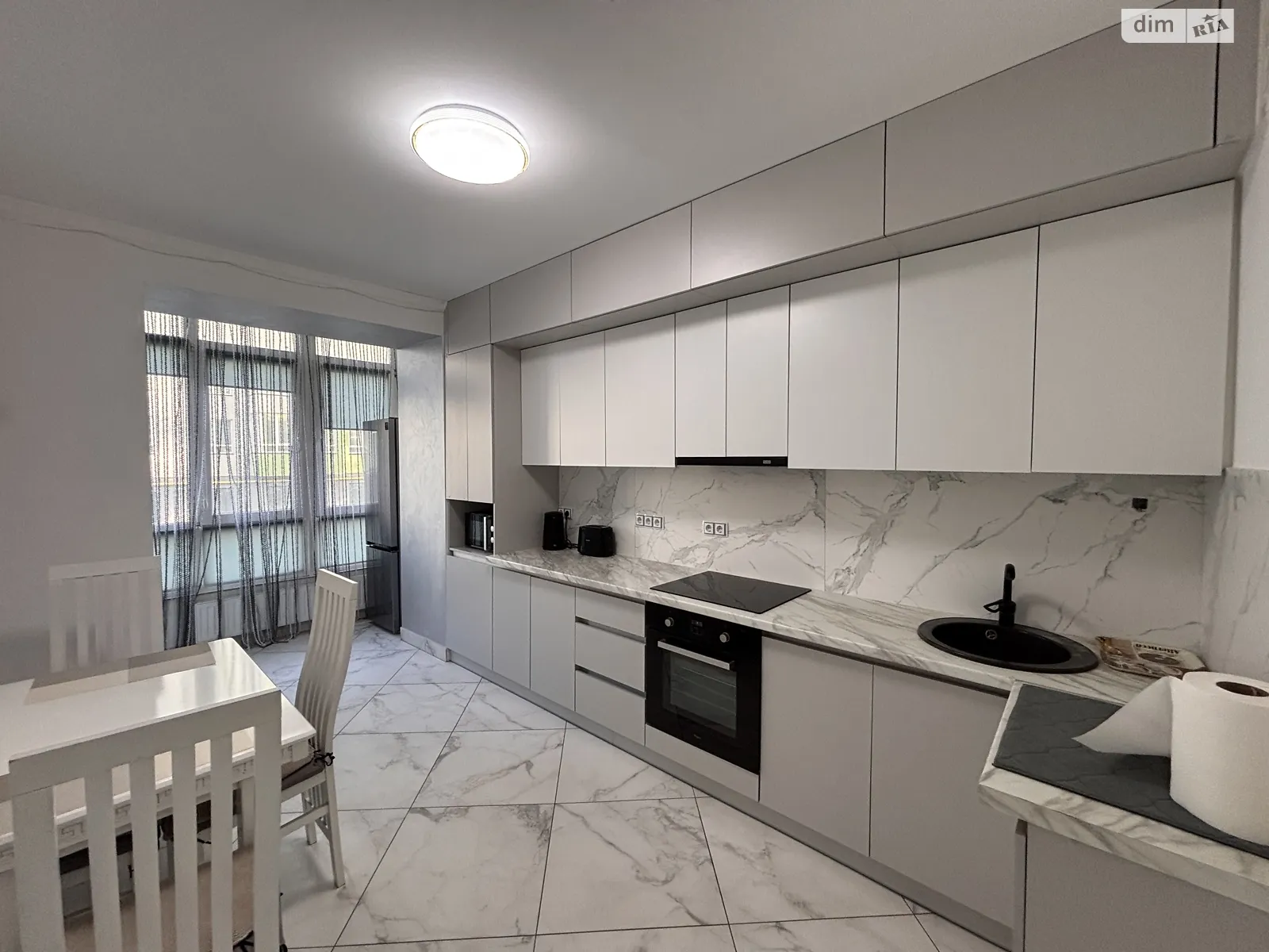 Сдается в аренду 1-комнатная квартира 40 кв. м в, цена: 350 $ - фото 1