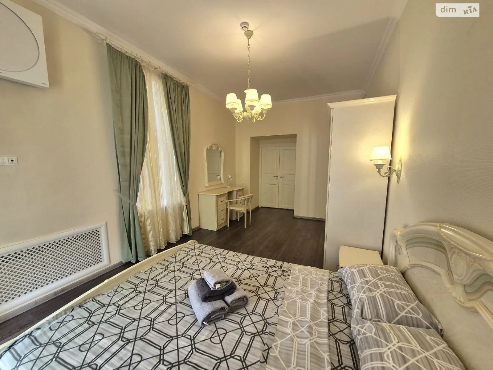 Сдается в аренду 2-комнатная квартира 70 кв. м в Киеве, ул. Костельная, 4 - фото 1