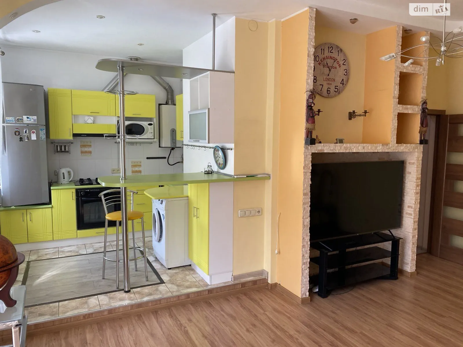 Сдается в аренду 1-комнатная квартира 54 кв. м в Днепре, ул. Привокзальная, 3 - фото 1