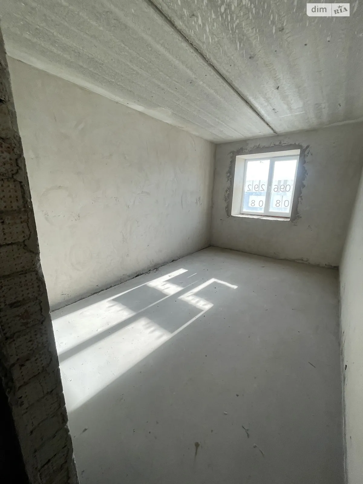 Продается 2-комнатная квартира 58 кв. м в Ивано-Франковске, ул. Вячеслава Черновола, 155 - фото 1