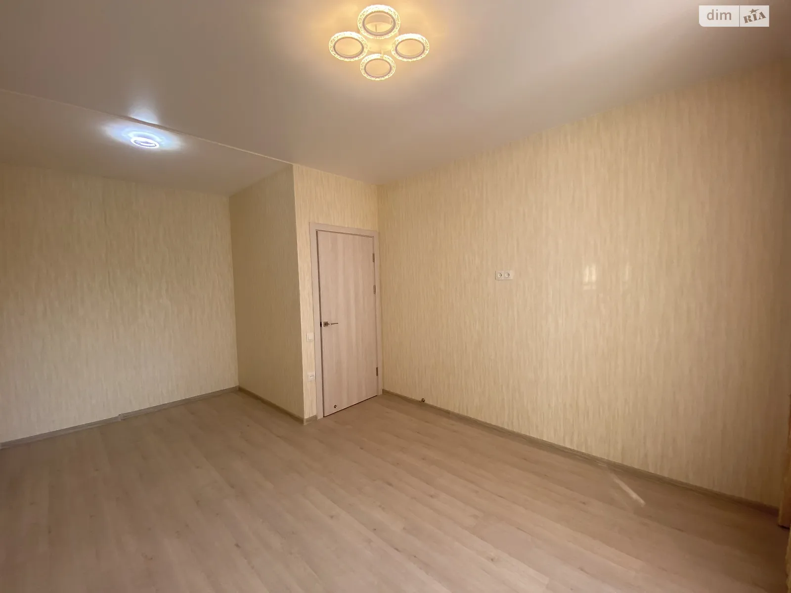 Продается 1-комнатная квартира 37 кв. м в Лиманке, ул. Жемчужная - фото 1