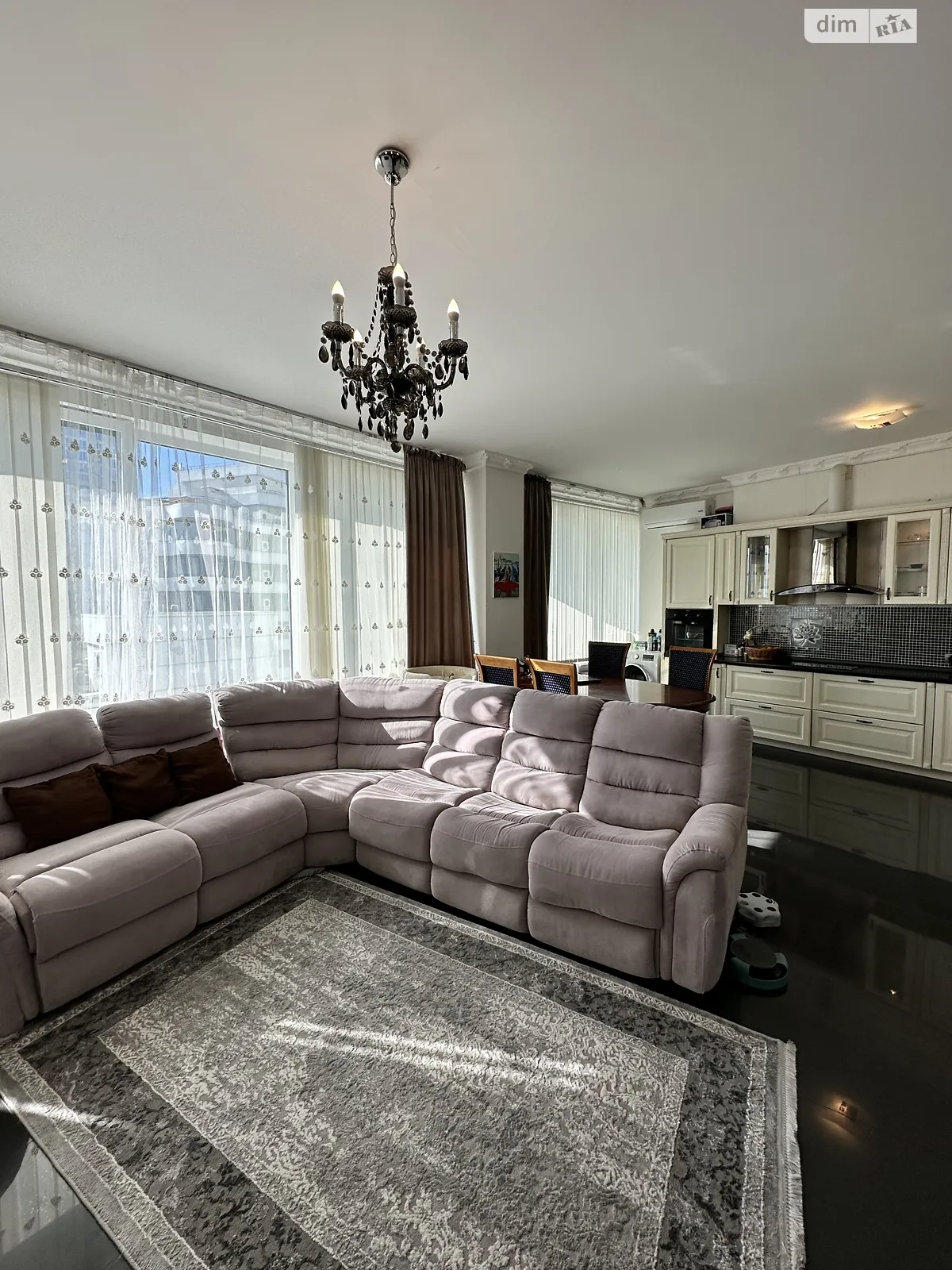 Сдается в аренду 3-комнатная квартира 115 кв. м в Одессе, цена: 1000 $ - фото 1