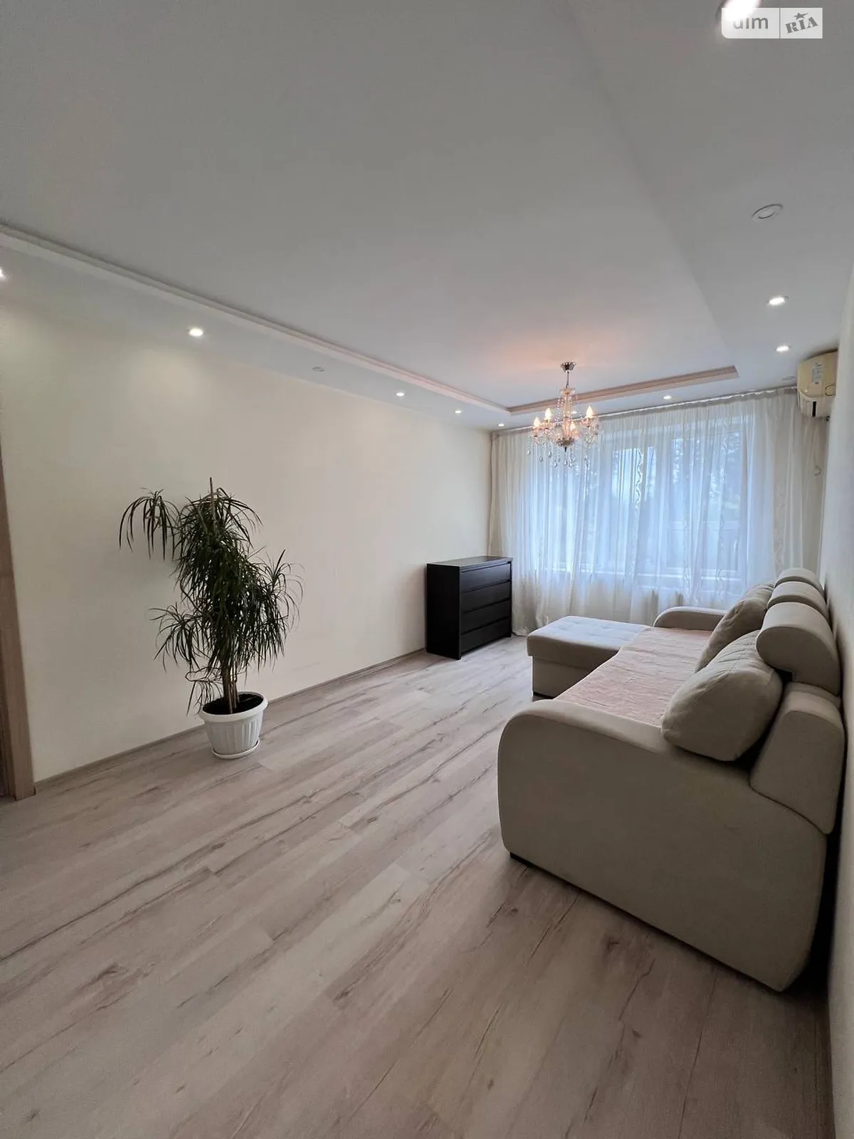 Продается 3-комнатная квартира 57.2 кв. м в Днепре, ул. Набережная Победы, 78 - фото 1