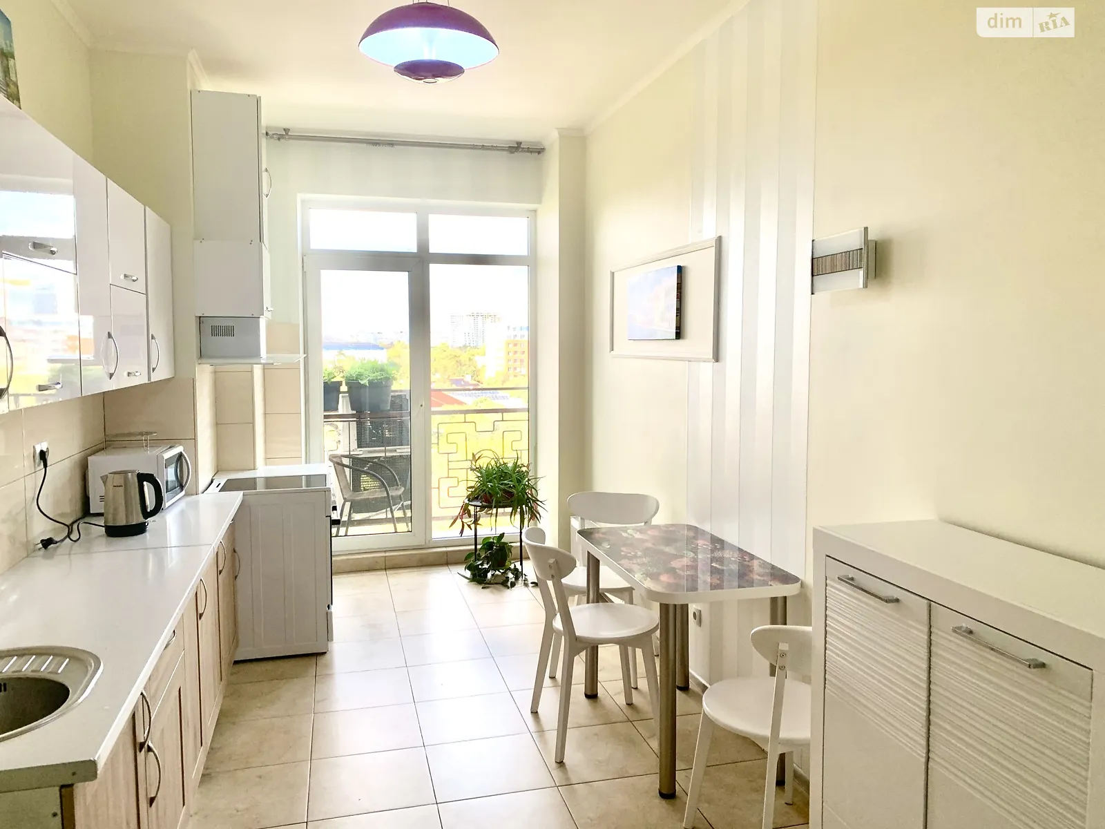 Сдается в аренду 2-комнатная квартира 85 кв. м в Одессе, бул. Французский, 60Б - фото 1