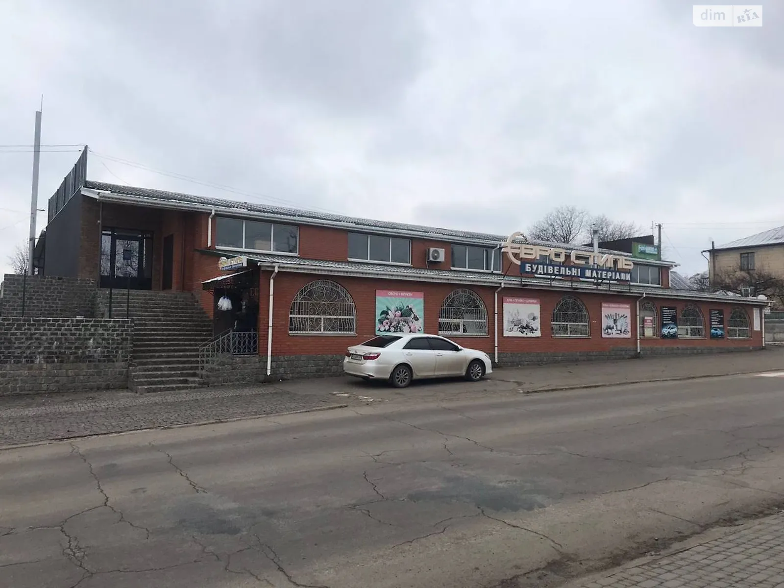 Сдается в аренду помещения свободного назначения 99.4 кв. м в 1-этажном здании, цена: 19920 грн - фото 1