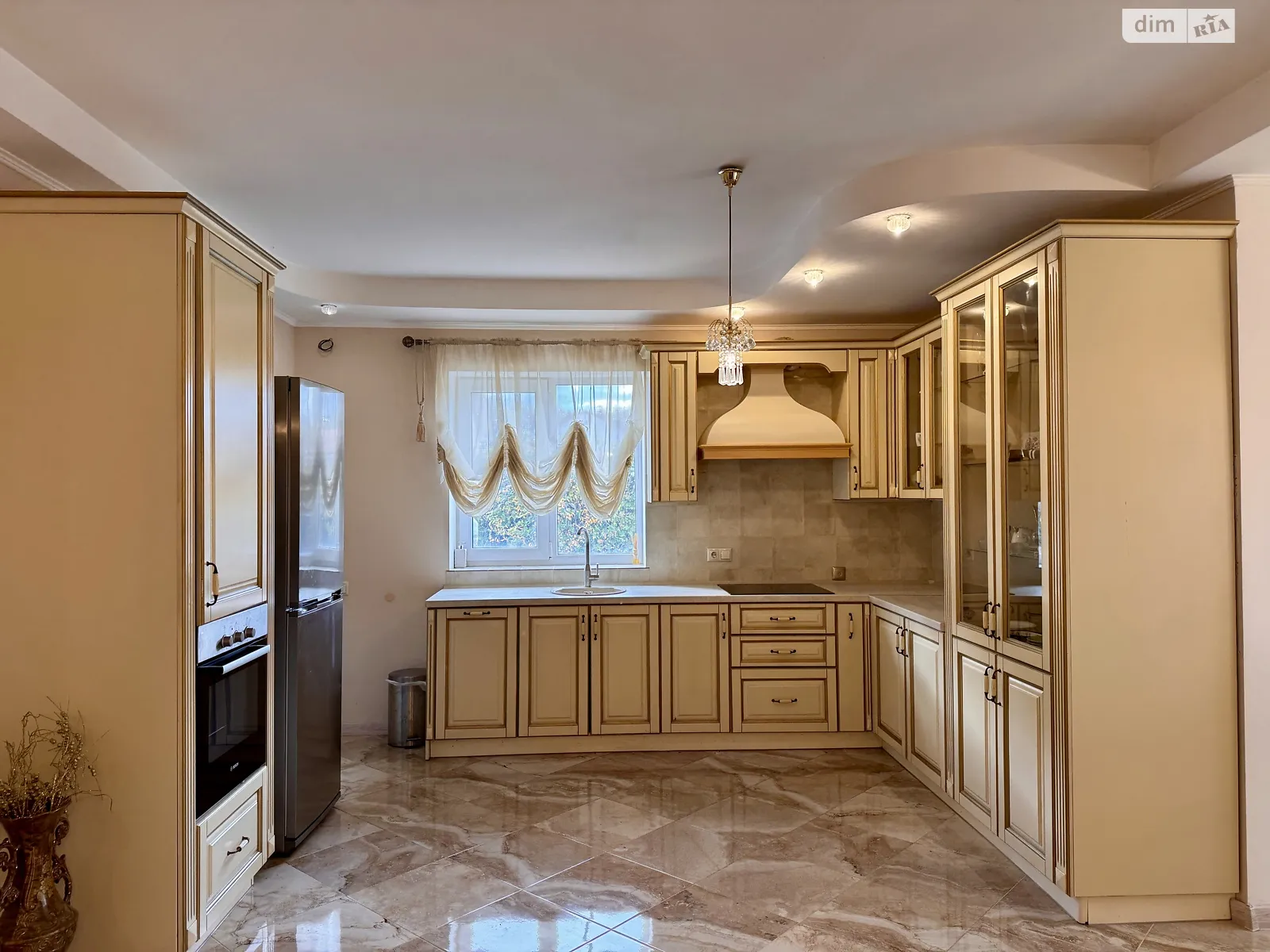 Продается дом на 2 этажа 124.3 кв. м с верандой, цена: 150000 $ - фото 1