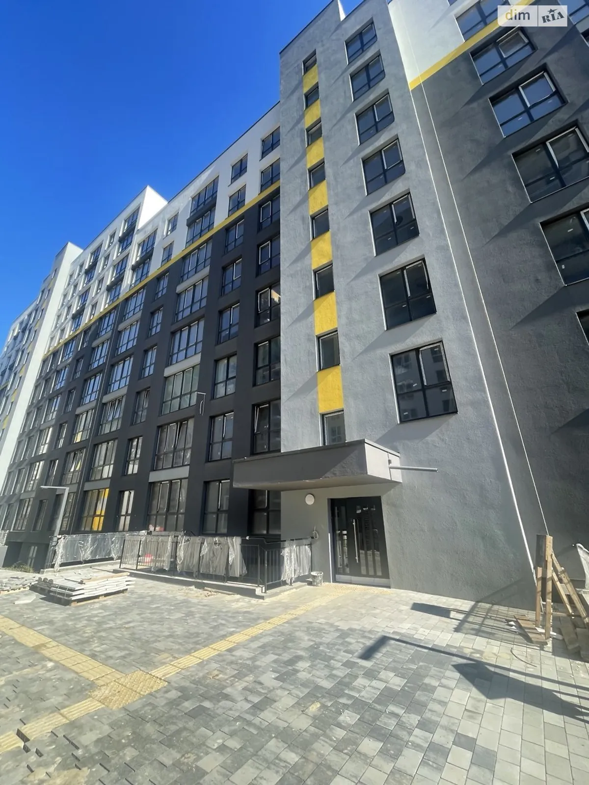 Продается 2-комнатная квартира 52 кв. м в Львове, ул. Железнодорожная - фото 1