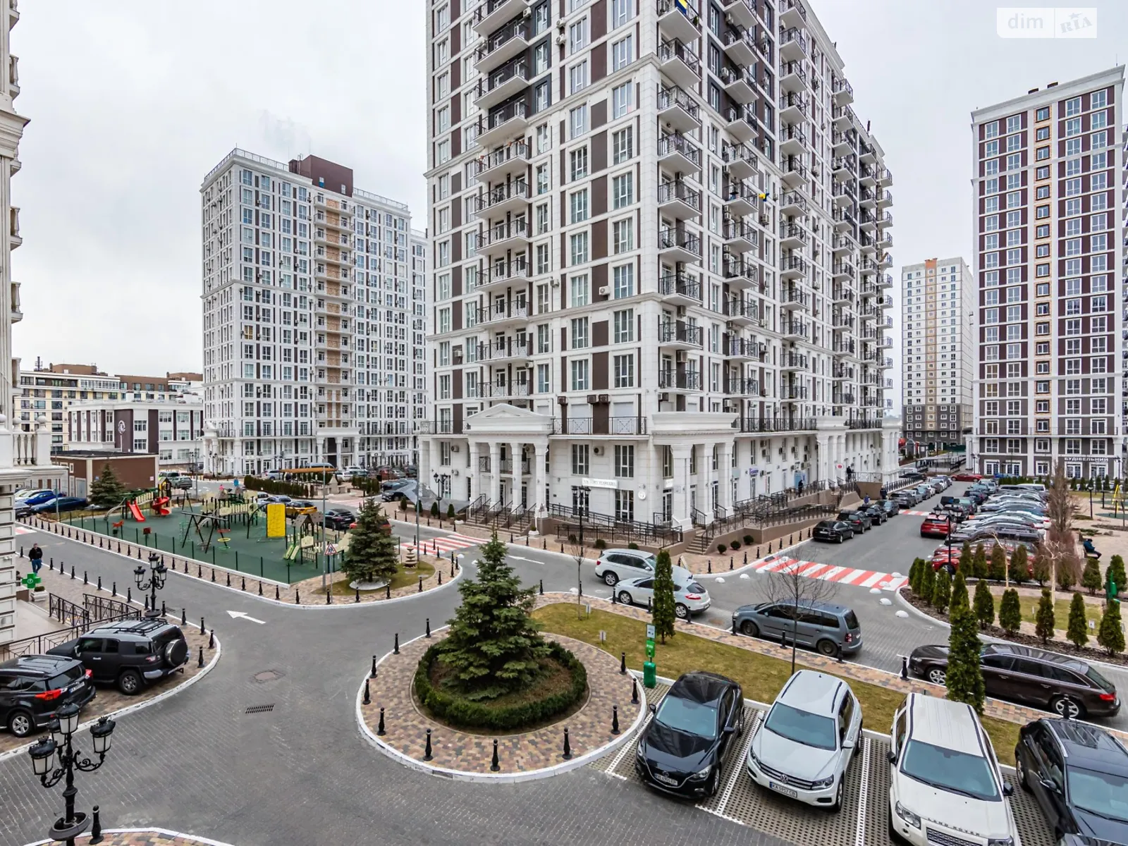 Сдается в аренду 3-комнатная квартира 83.4 кв. м в Киеве, ул. Михаила Максимовича, 28Б - фото 1