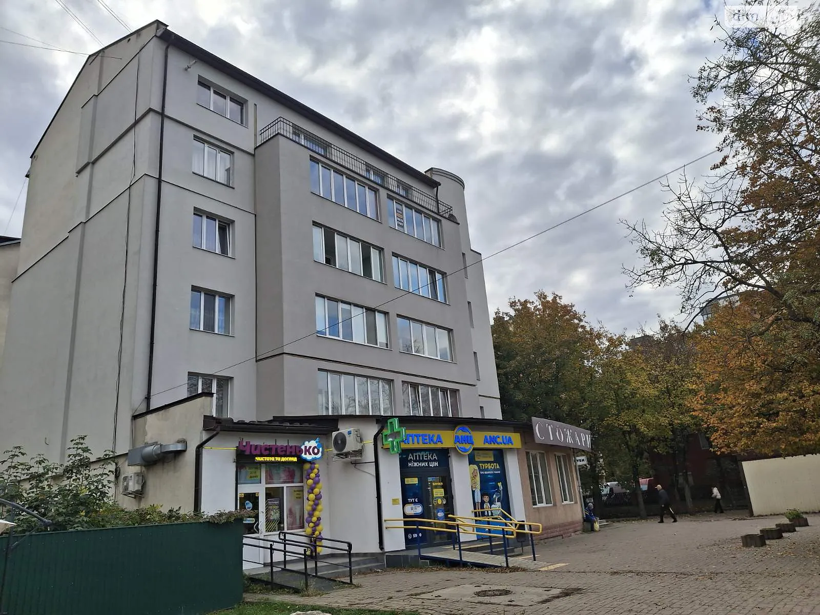 Продается 3-комнатная квартира 97.6 кв. м в Ивано-Франковске, ул. Независимости (Горького), 152 - фото 1