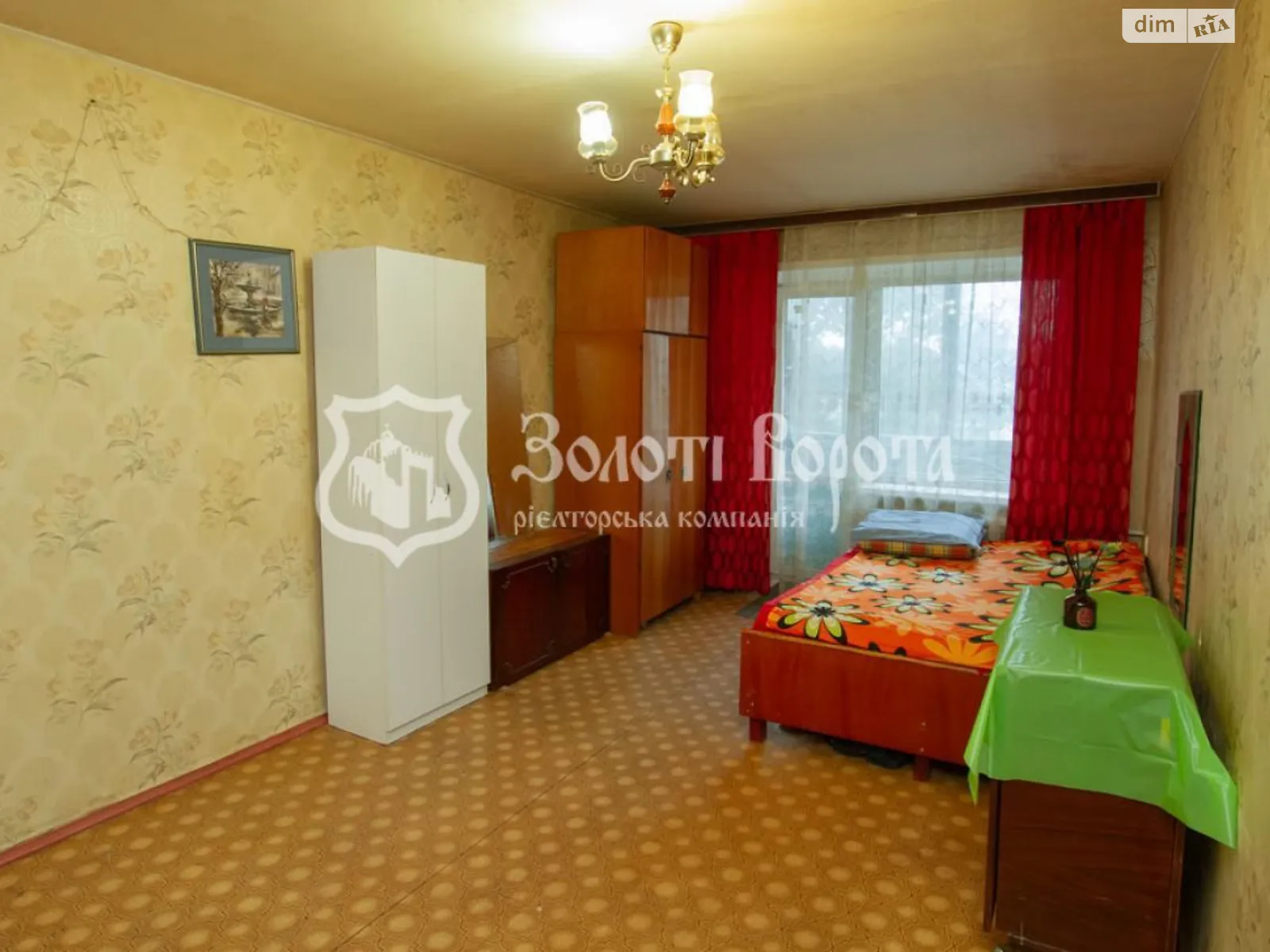 Продается 1-комнатная квартира 28.28 кв. м в Киеве, ул. Кирилловская, 110 - фото 1