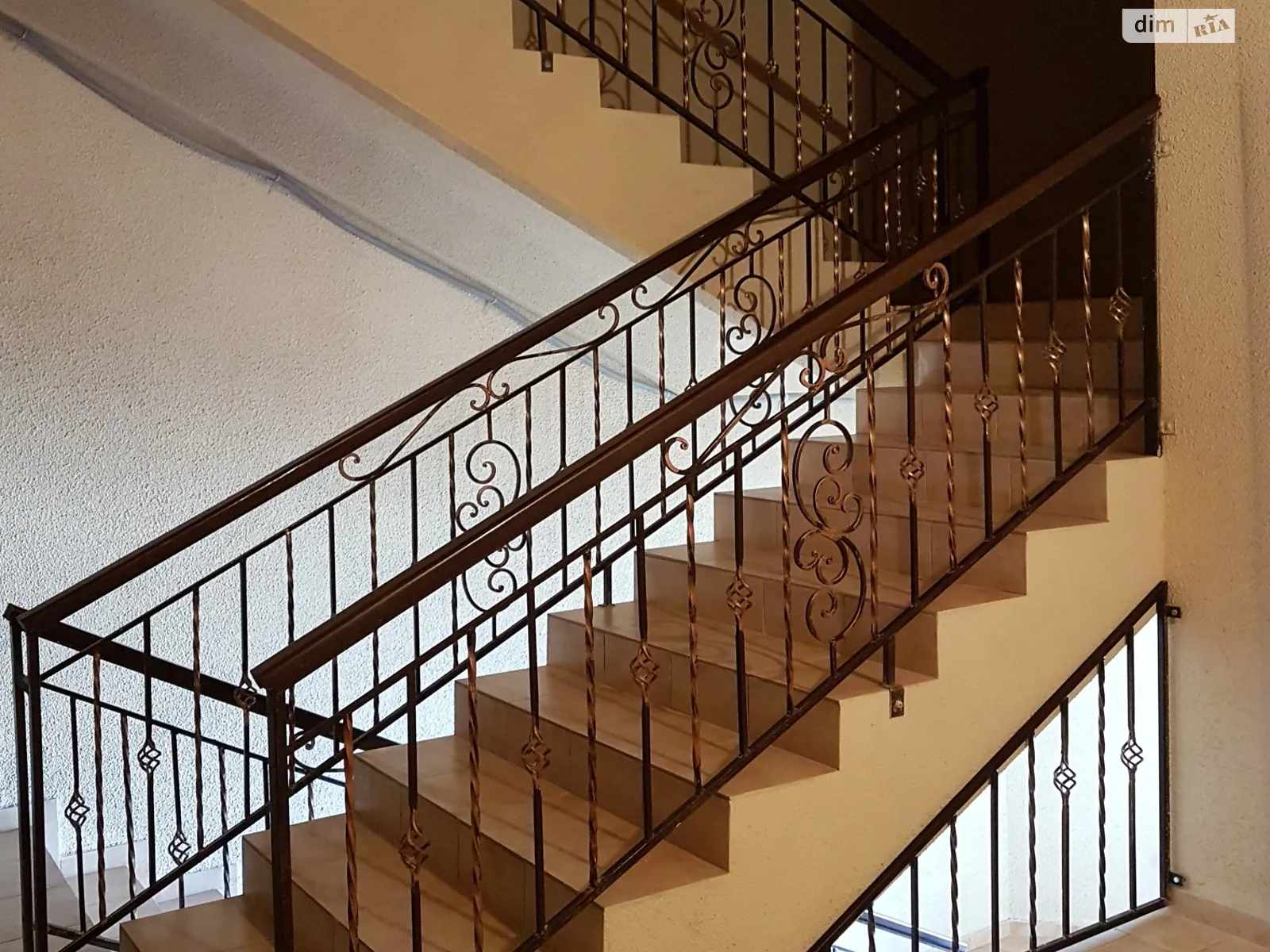 Продається 3-кімнатна квартира 185 кв. м у Миколаєві, вул. Руфіна Судковського(Гагаріна) - фото 1