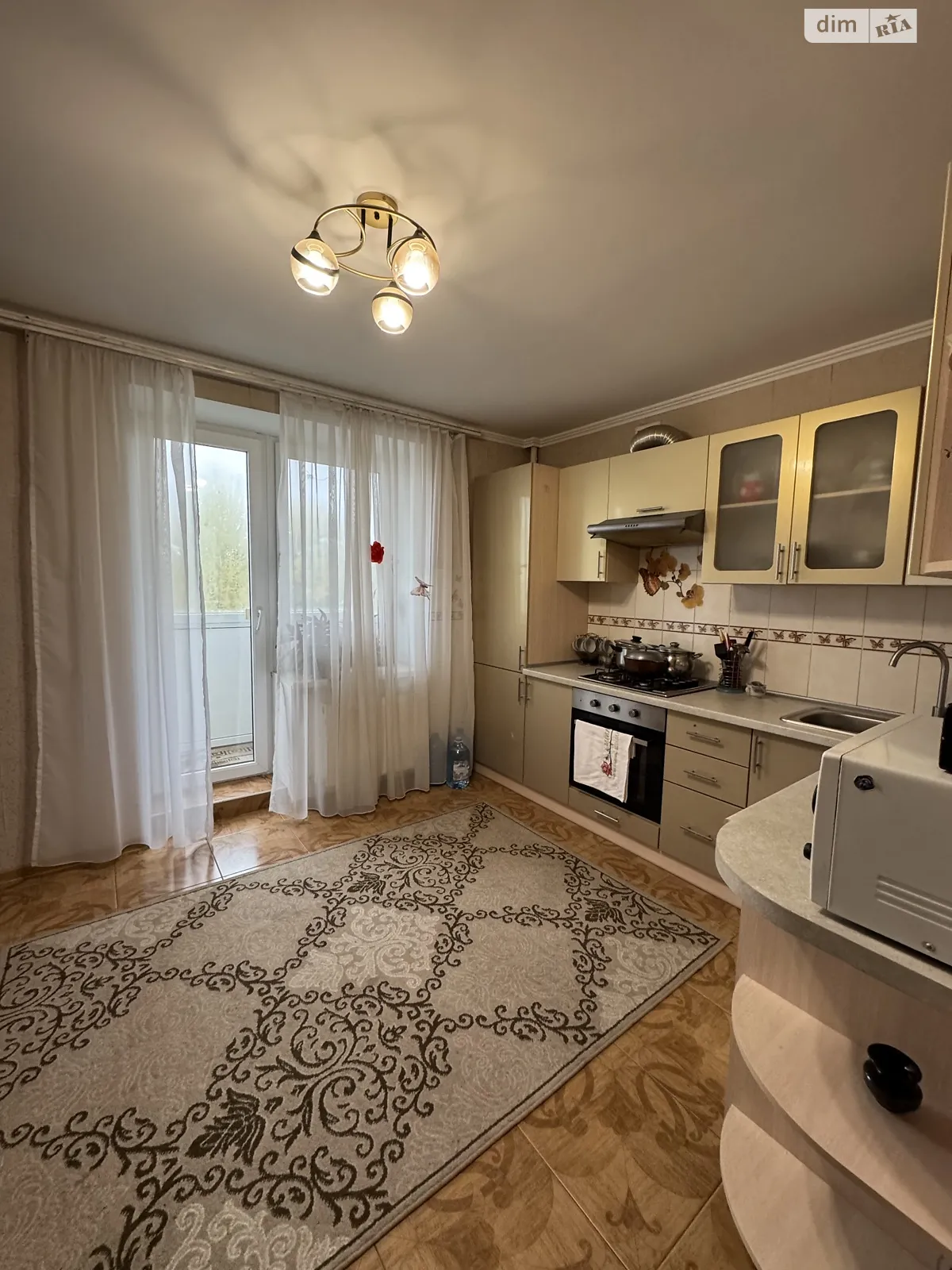 2-комнатная квартира 78 кв. м в Тернополе, ул. Глубокая, 15 - фото 1