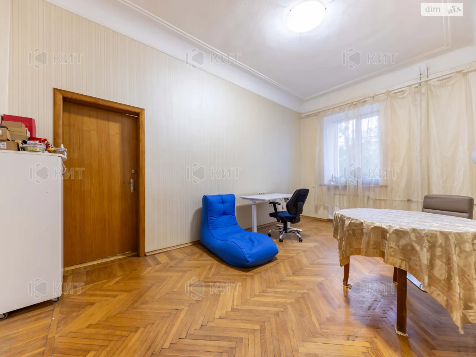 Сдается в аренду офис 65 кв. м в бизнес-центре, цена: 16000 грн - фото 1