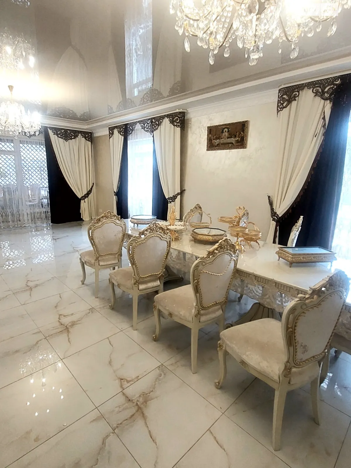 Продается одноэтажный дом 200 кв. м с баней/сауной, цена: 280000 $ - фото 1