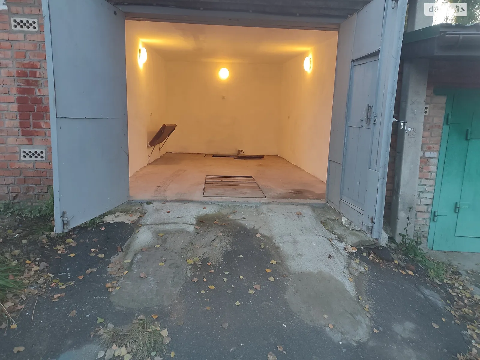 Продається місце в гаражному кооперативі під бус на 18.1 кв. м, цена: 6000 $ - фото 1