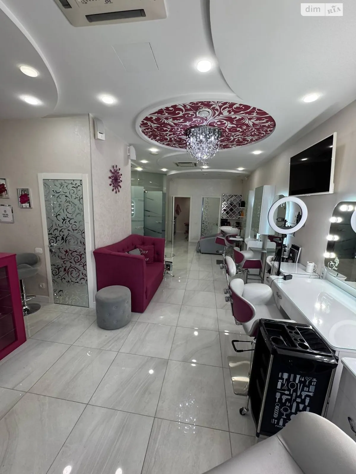 Продається приміщення вільного призначення 59.9 кв. м в 4-поверховій будівлі, цена: 149999 $ - фото 1