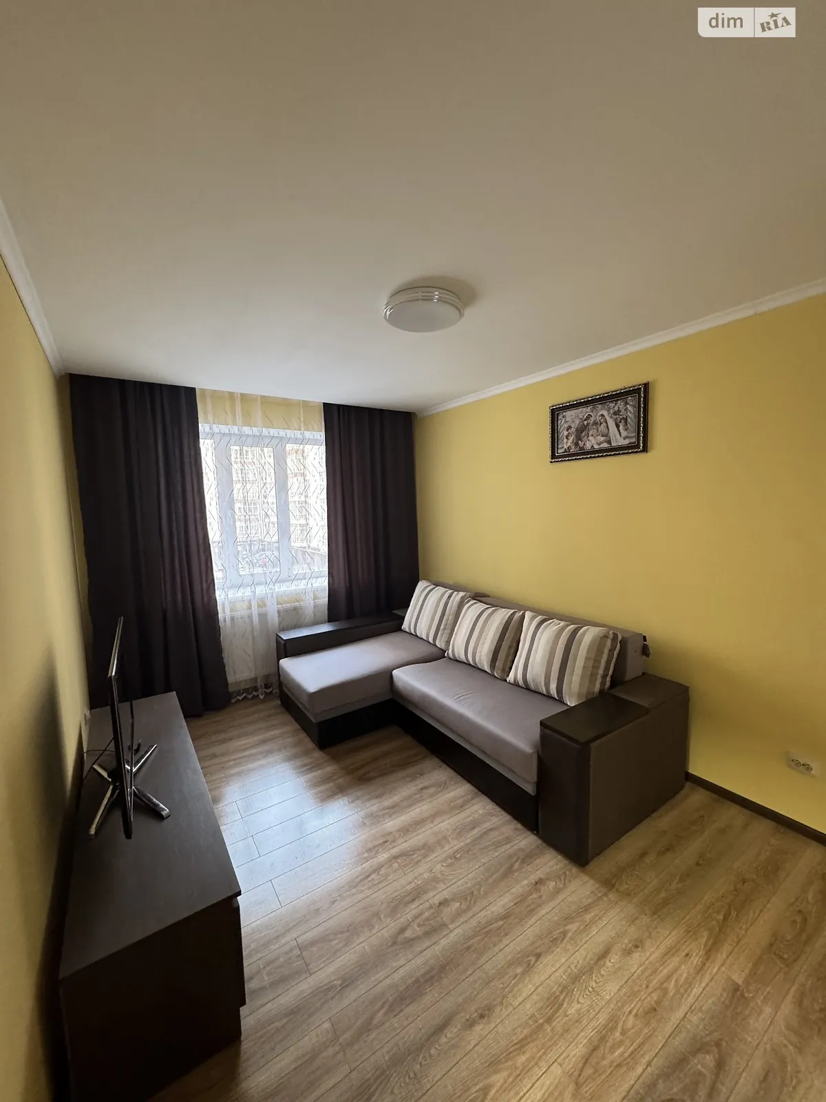 Продается 1-комнатная квартира 40 кв. м в Ивано-Франковске, ул. Высочана Семена, 18 - фото 1