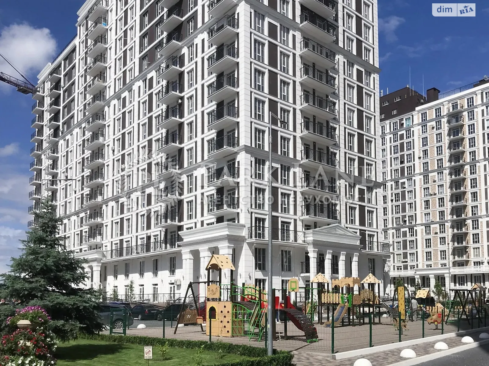 Продается 3-комнатная квартира 118.4 кв. м в Киеве, ул. Михаила Максимовича, 26Б - фото 1