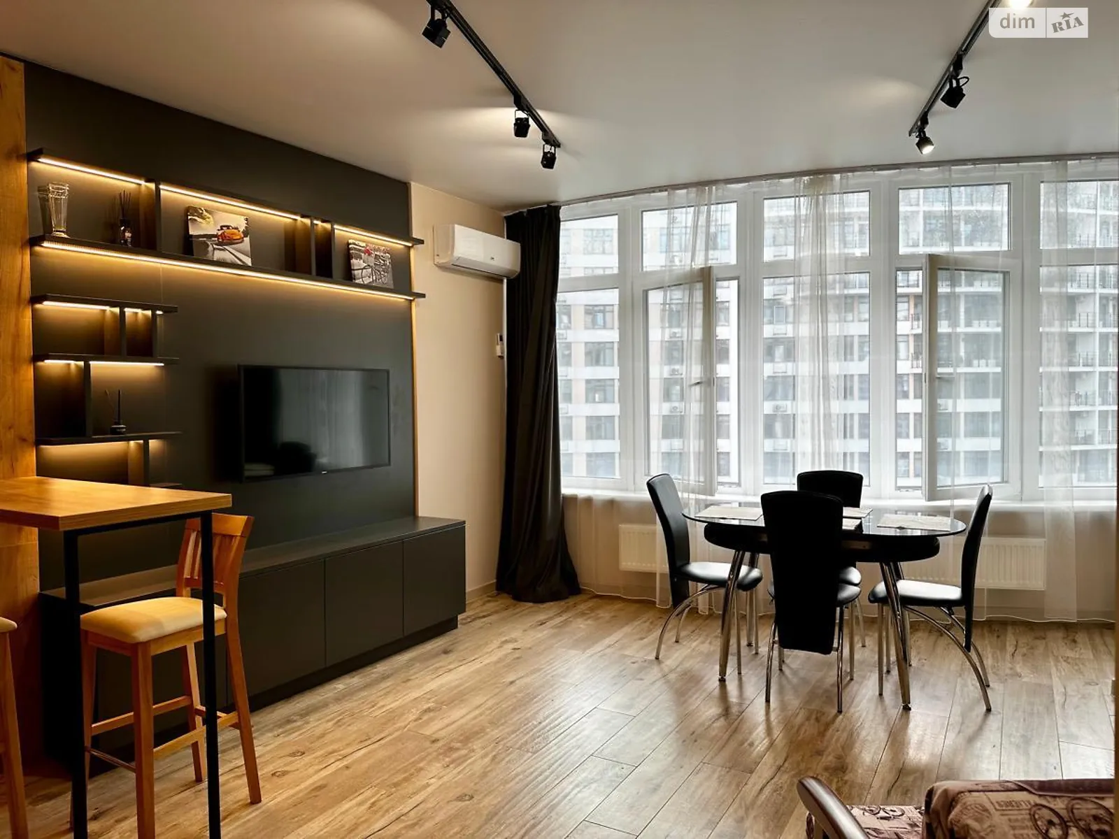 Здається в оренду 1-кімнатна квартира 40 кв. м у Одесі, вул. Валерія Самофалова, 16А/6 - фото 1