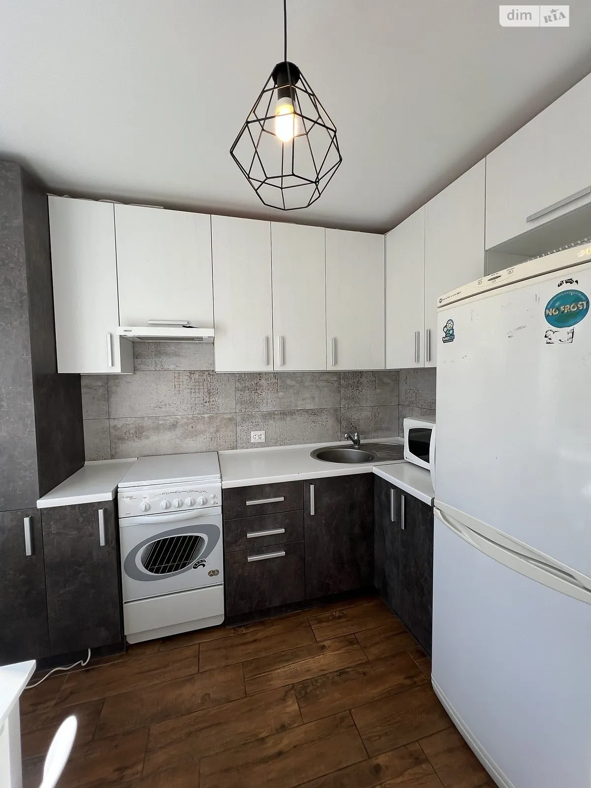 2-комнатная квартира 58 кв. м в Тернополе, ул. Лепкого Богдана - фото 1